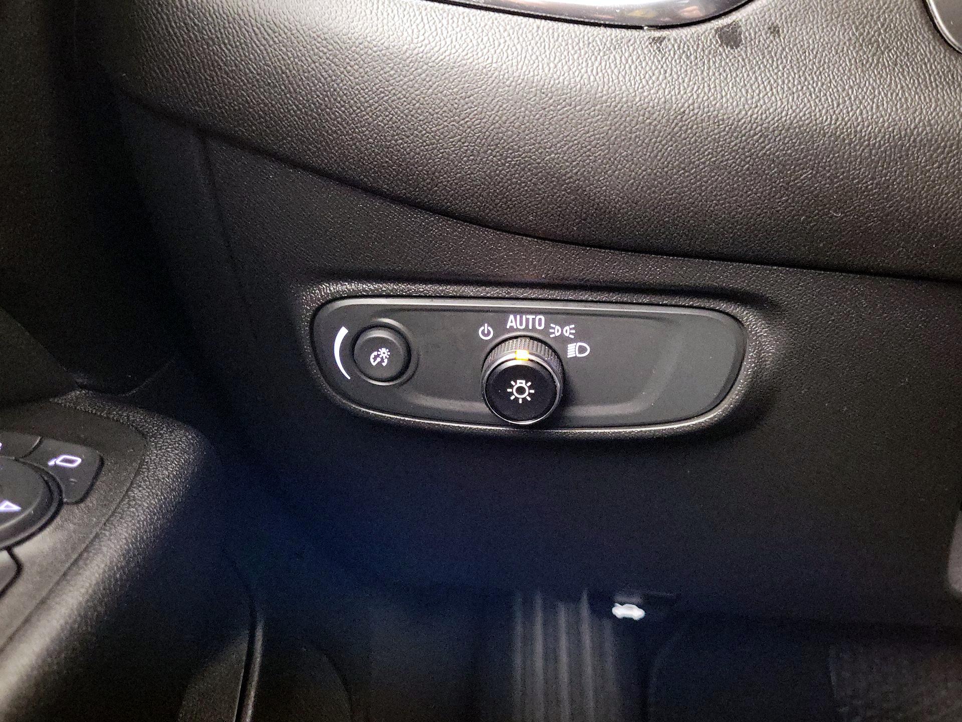 Thumbnail: 2023 Chevrolet Equinox - 11