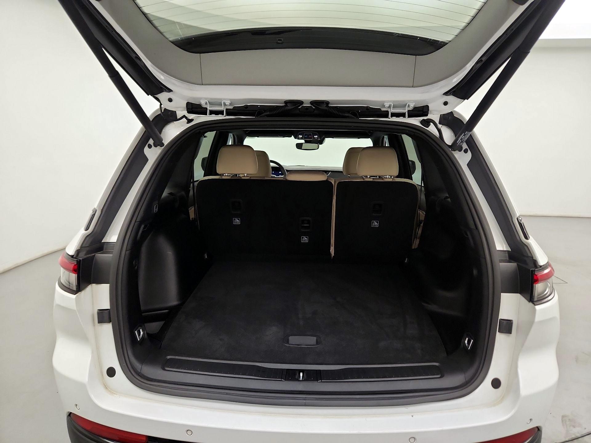 Thumbnail: 2023 Jeep Grand Cherokee - 19