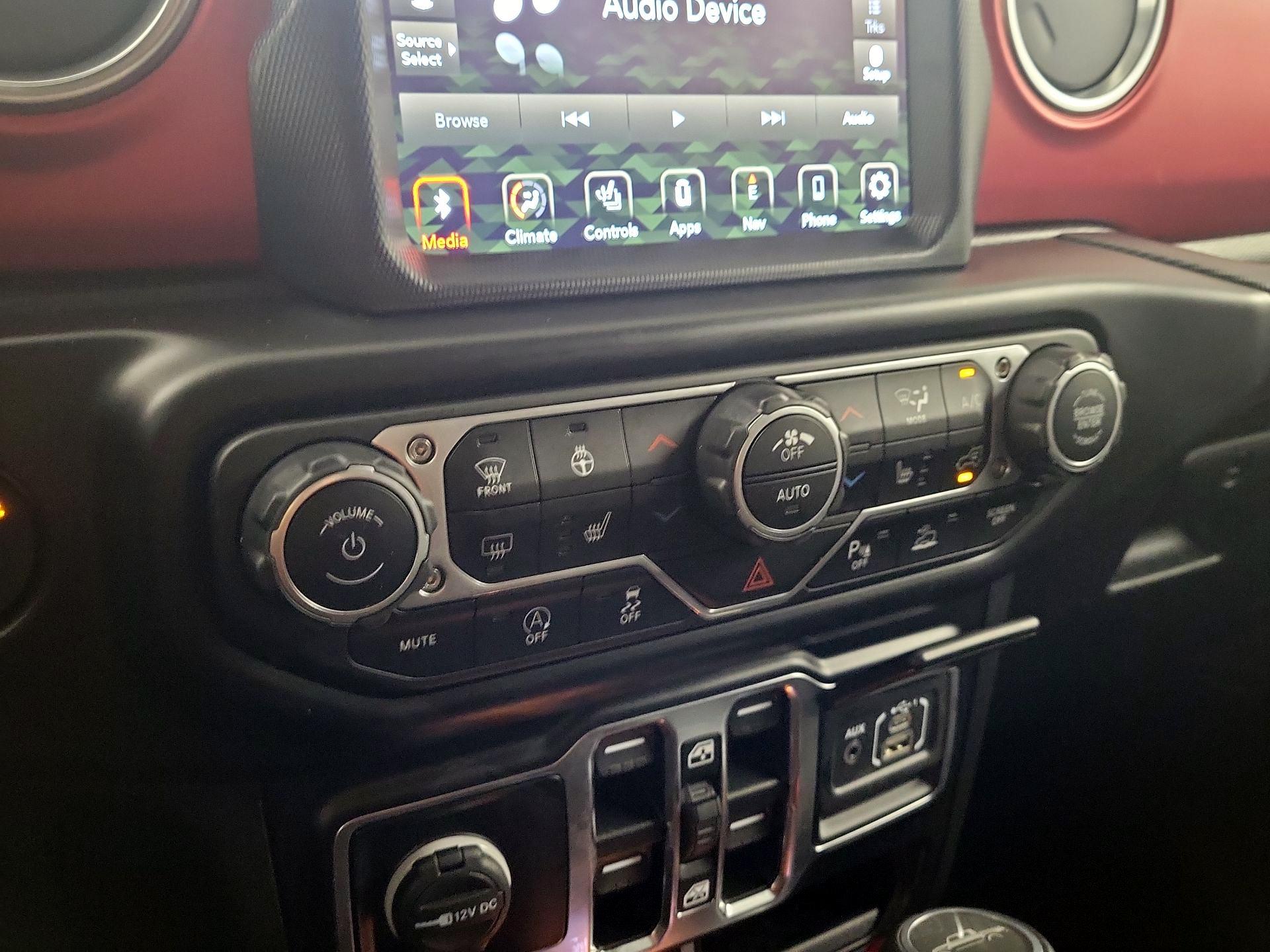 Thumbnail: 2021 Jeep Gladiator - 15