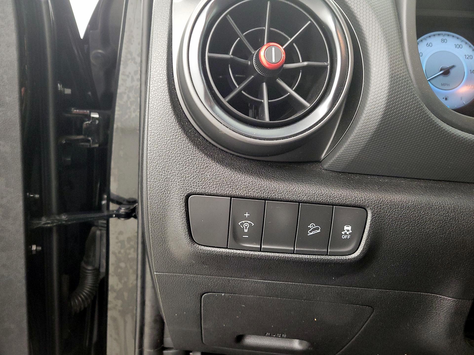 Thumbnail: 2023 Hyundai Kona - 13