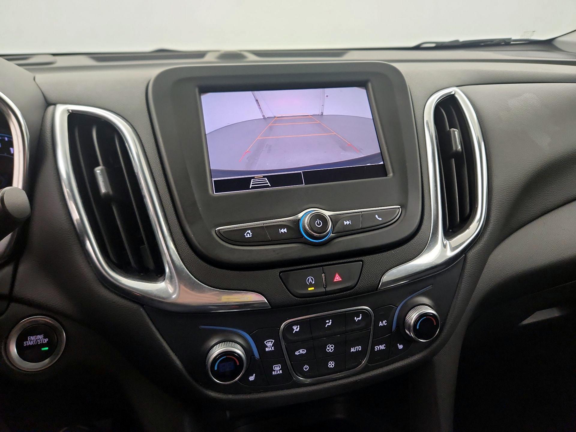 Thumbnail: 2022 Chevrolet Equinox - 11