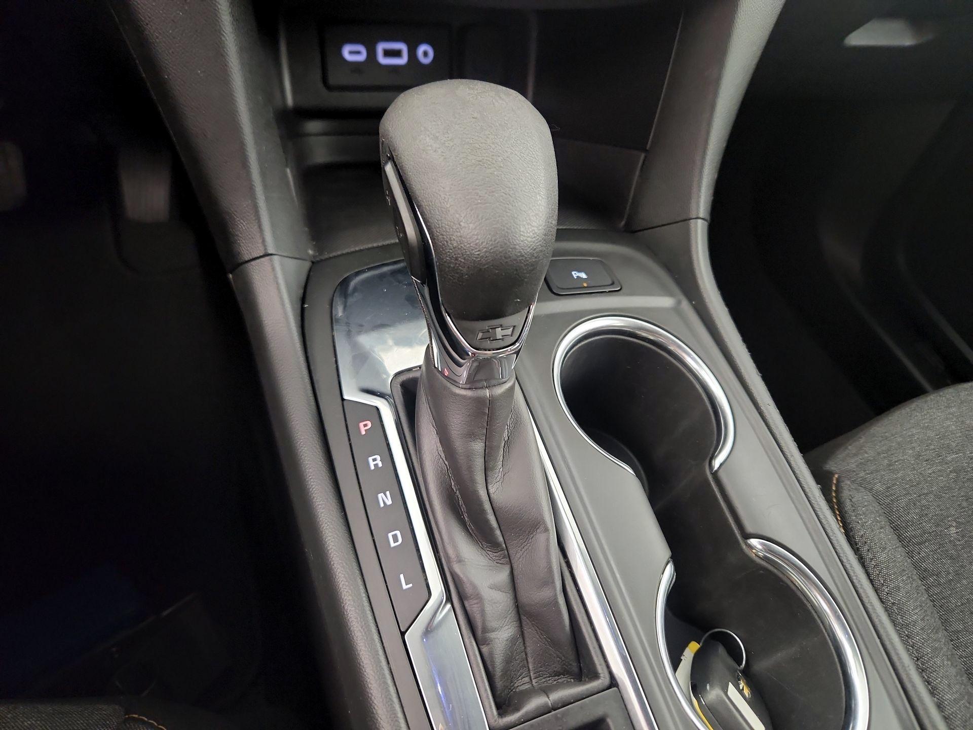 Thumbnail: 2022 Chevrolet Equinox - 14