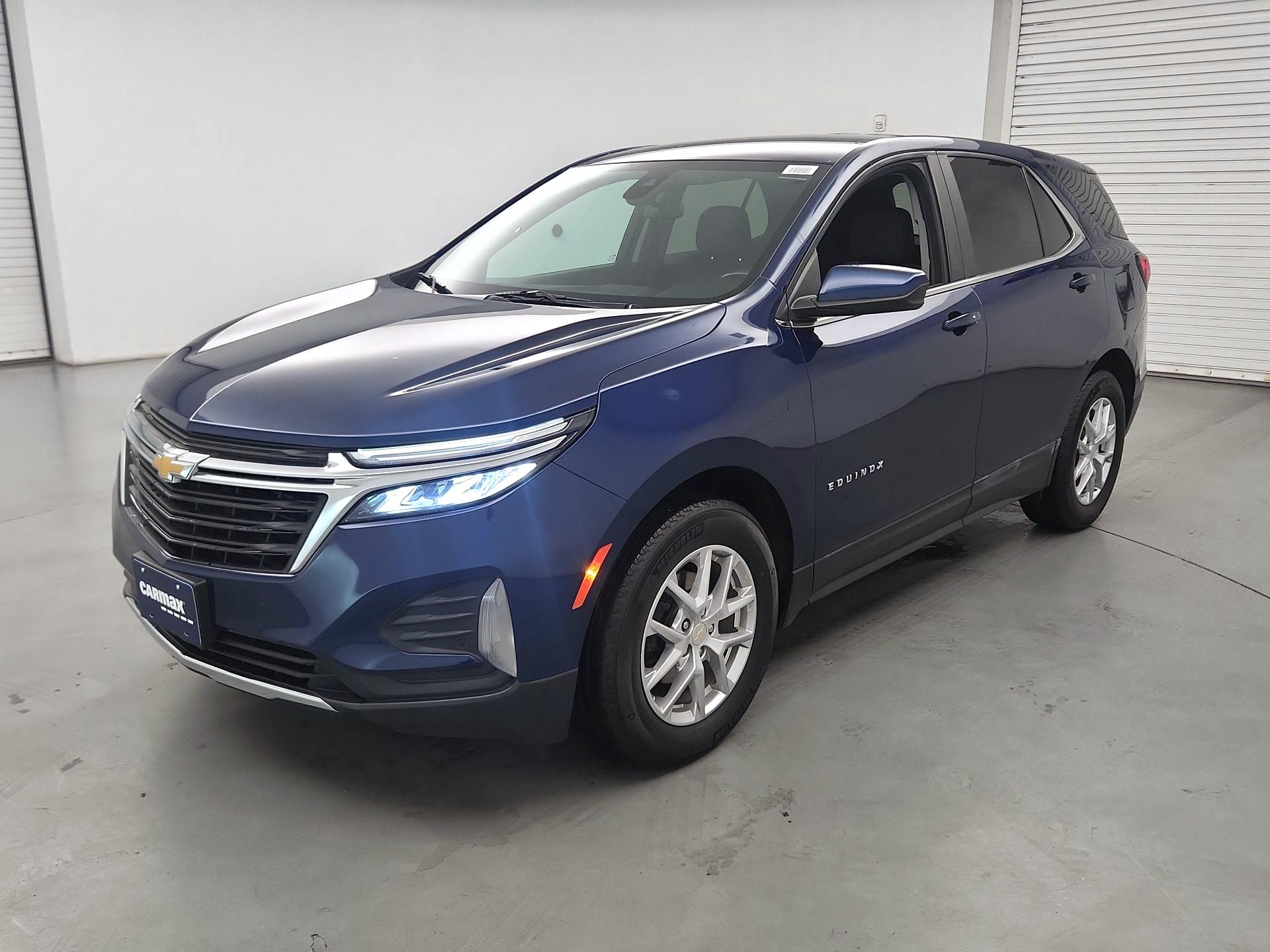 Thumbnail: 2022 Chevrolet Equinox - 3