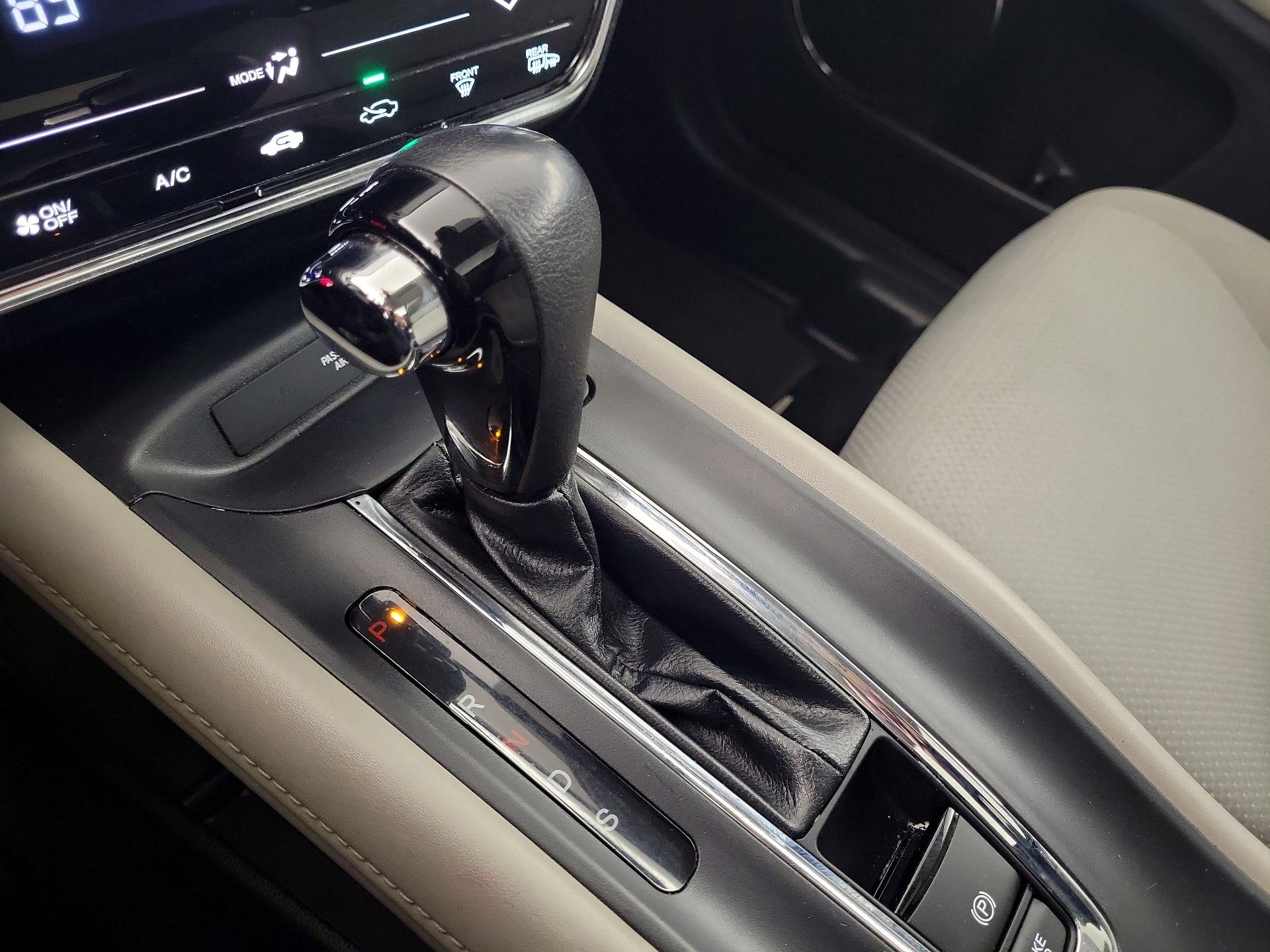 Thumbnail: 2021 Honda HR-V - 15