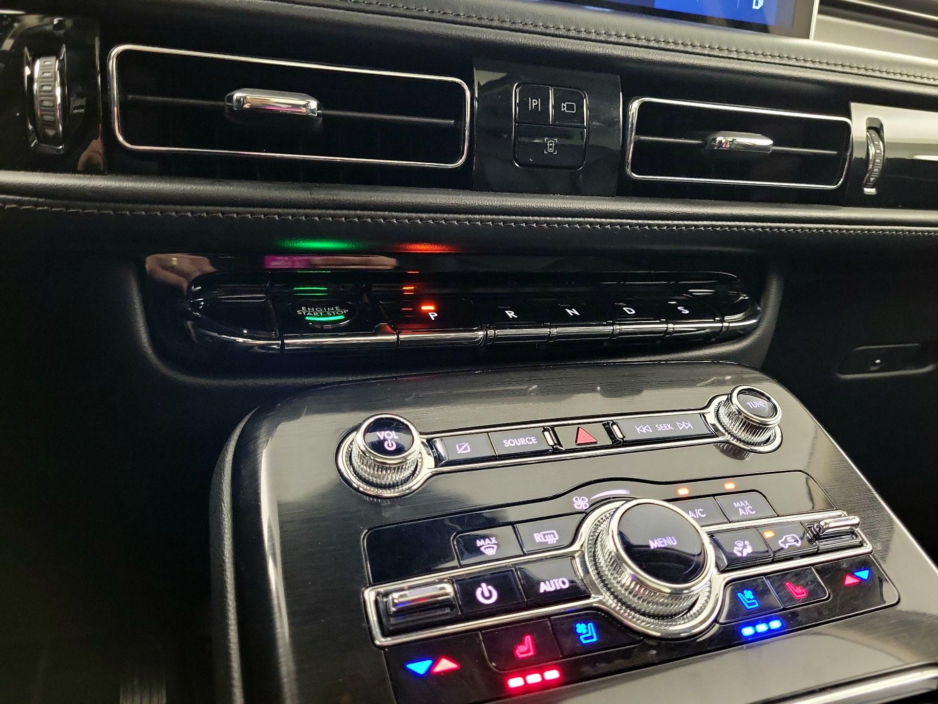 Thumbnail: 2022 Lincoln Nautilus - 16