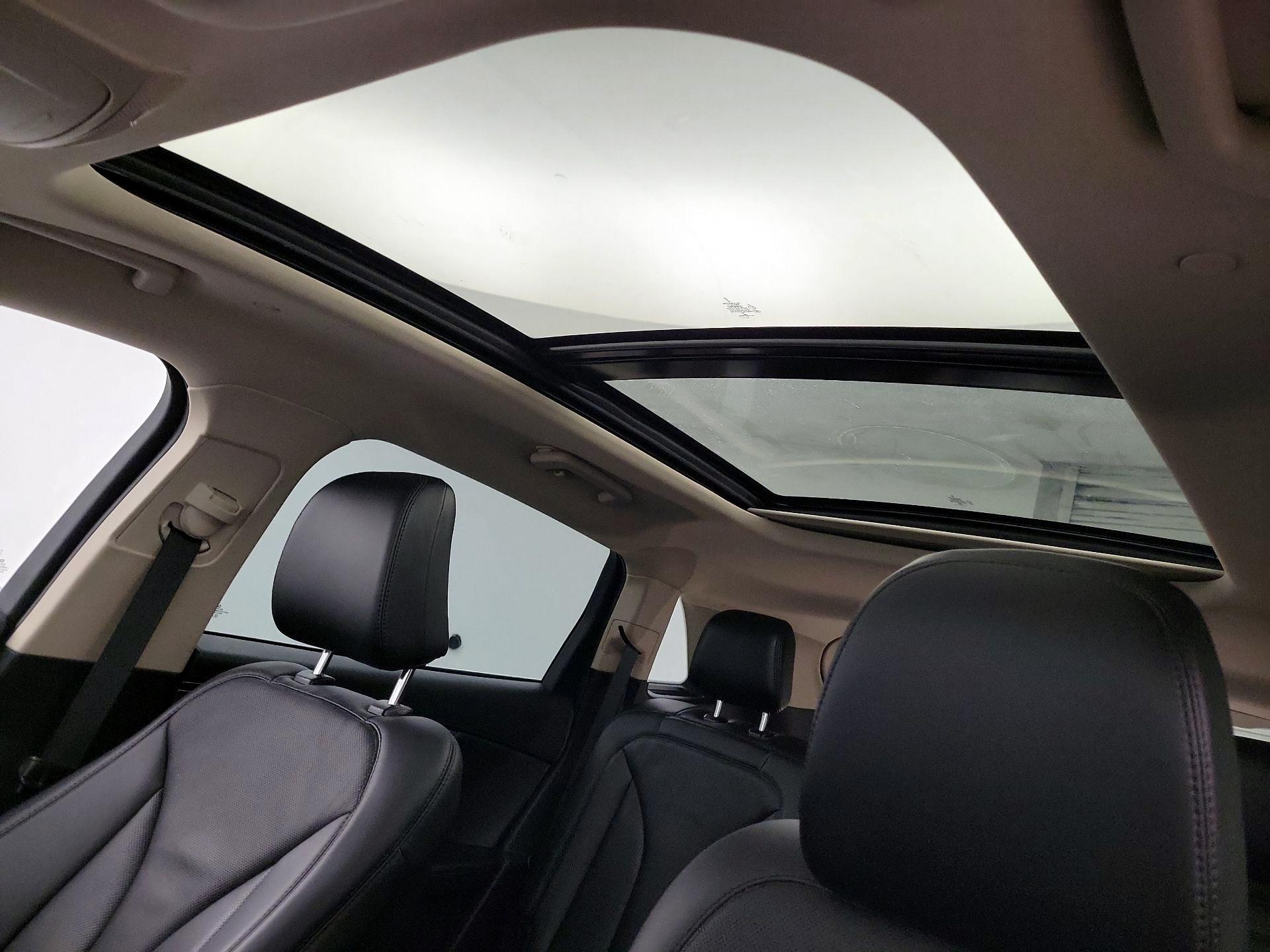 Thumbnail: 2022 Lincoln Nautilus - 18