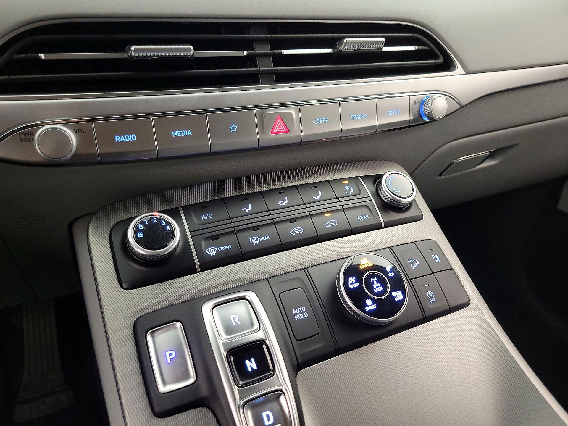 Thumbnail: 2022 Hyundai Palisade - 16