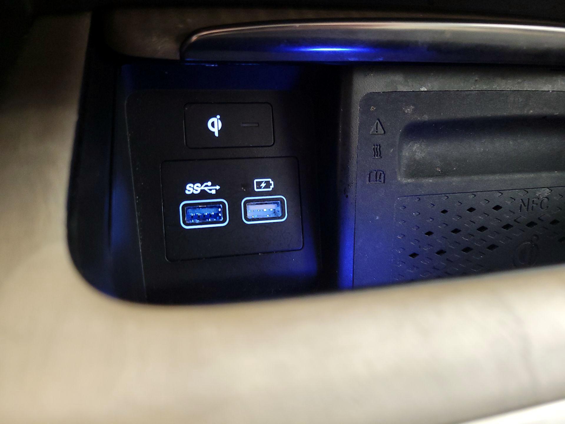 Thumbnail: 2023 Genesis GV80 - 19