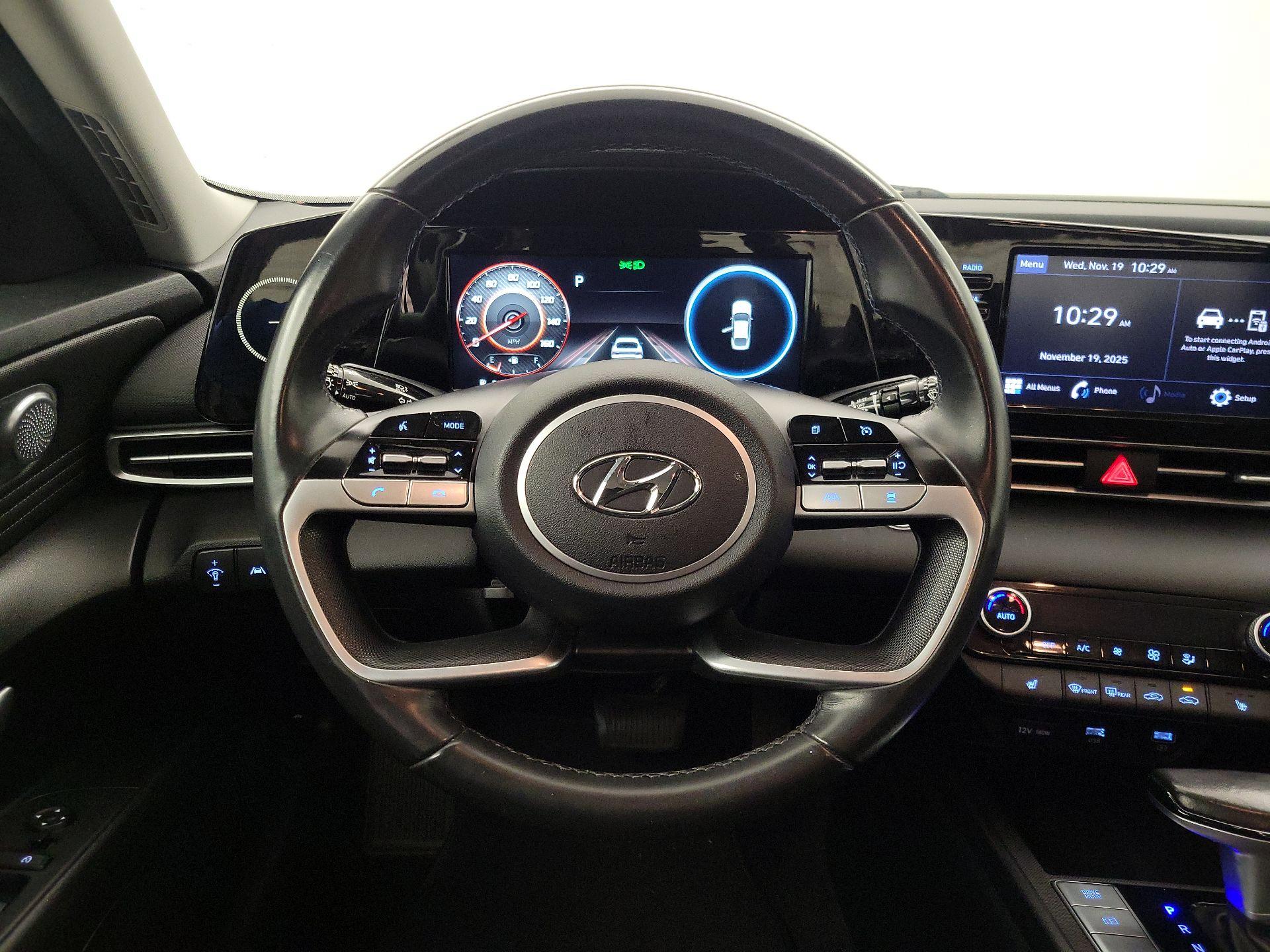 Thumbnail: 2022 Hyundai Elantra - 10