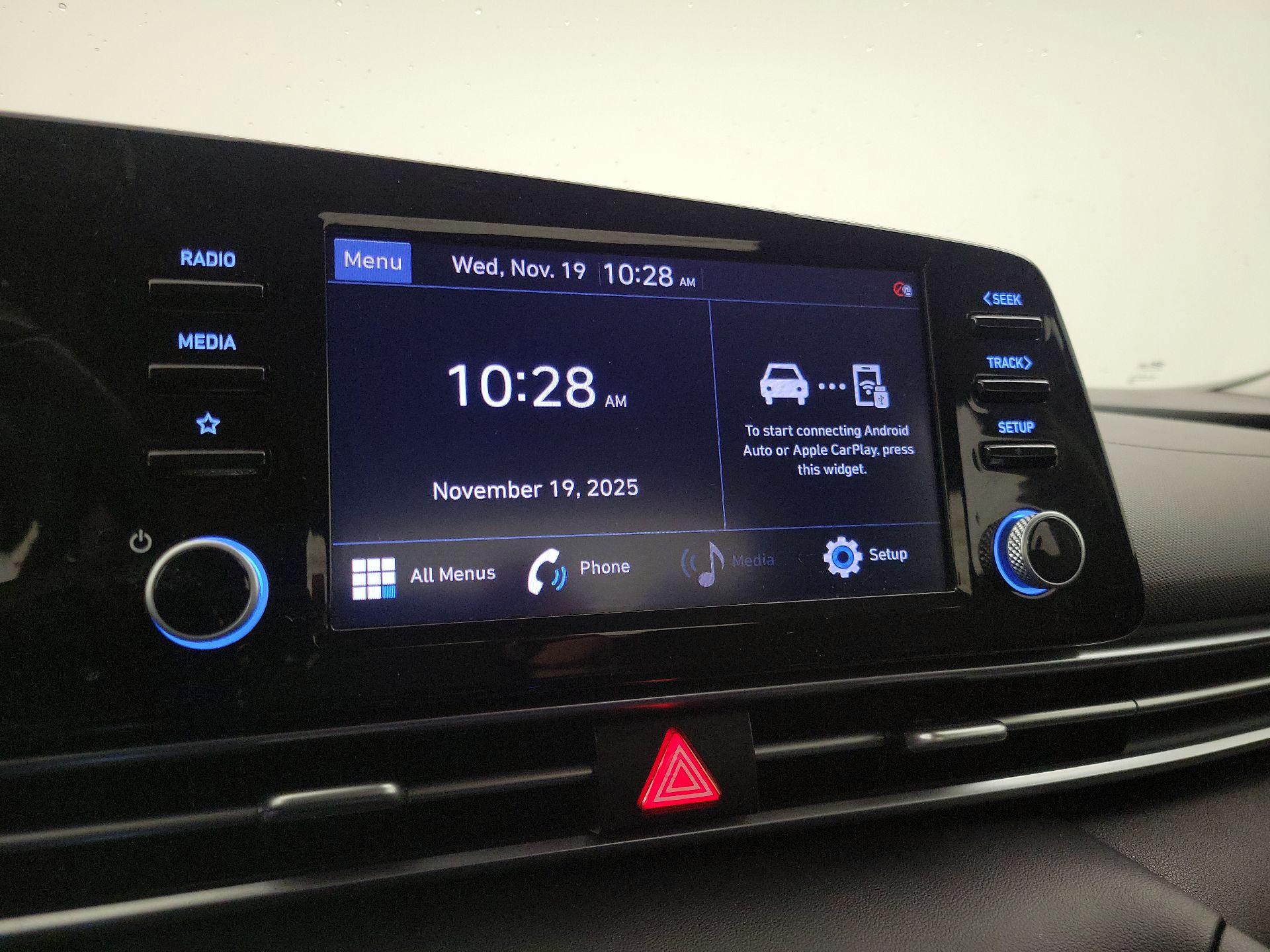 Thumbnail: 2022 Hyundai Elantra - 15