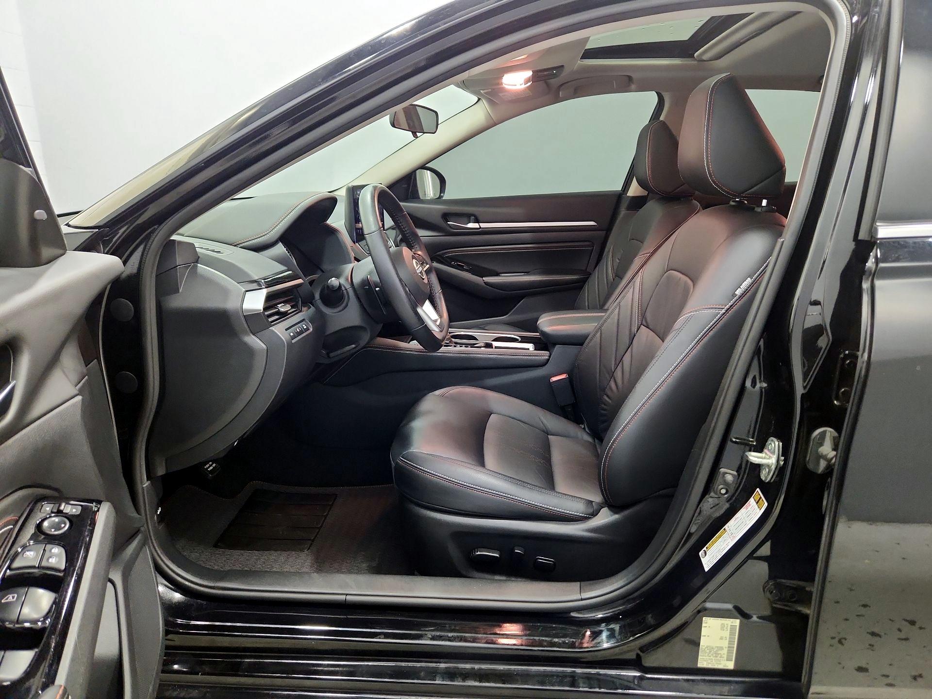 Thumbnail: 2023 Nissan Altima - 11