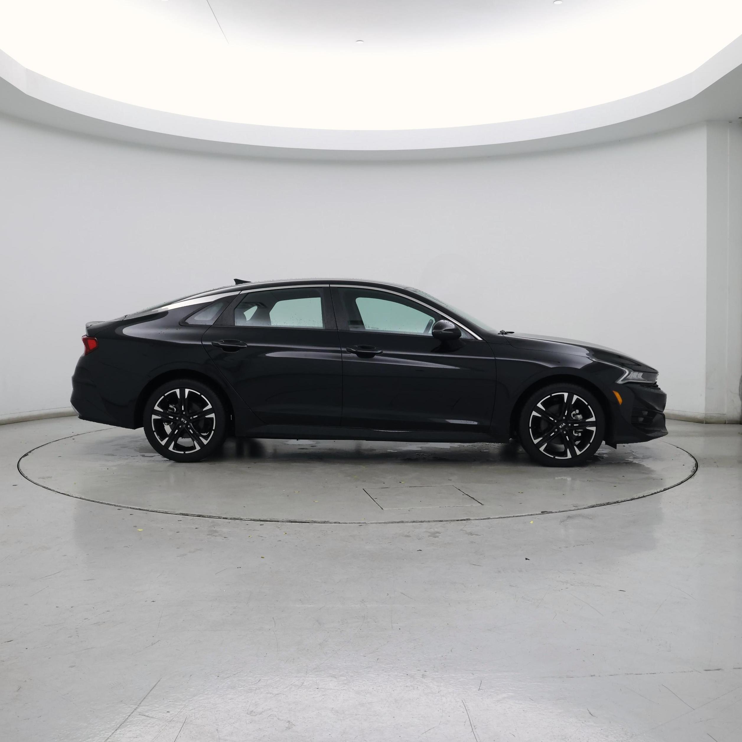 Thumbnail: 2021 Kia K5 - 7