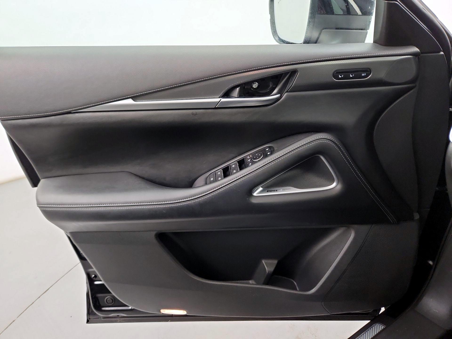 Thumbnail: 2023 INFINITI QX60 - 10