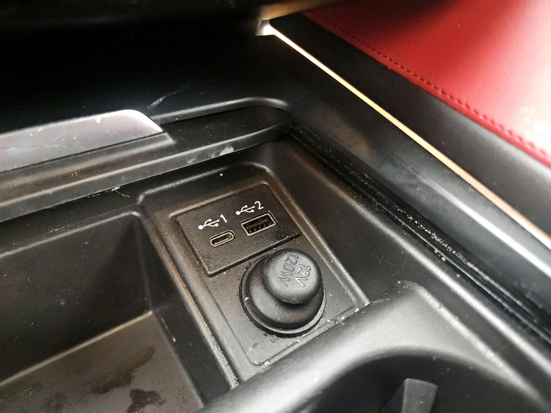 Thumbnail: 2023 INFINITI QX55 - 19