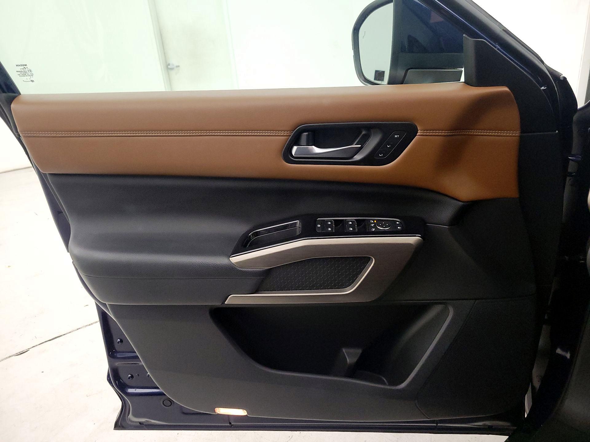 Thumbnail: 2022 Nissan Pathfinder - 12