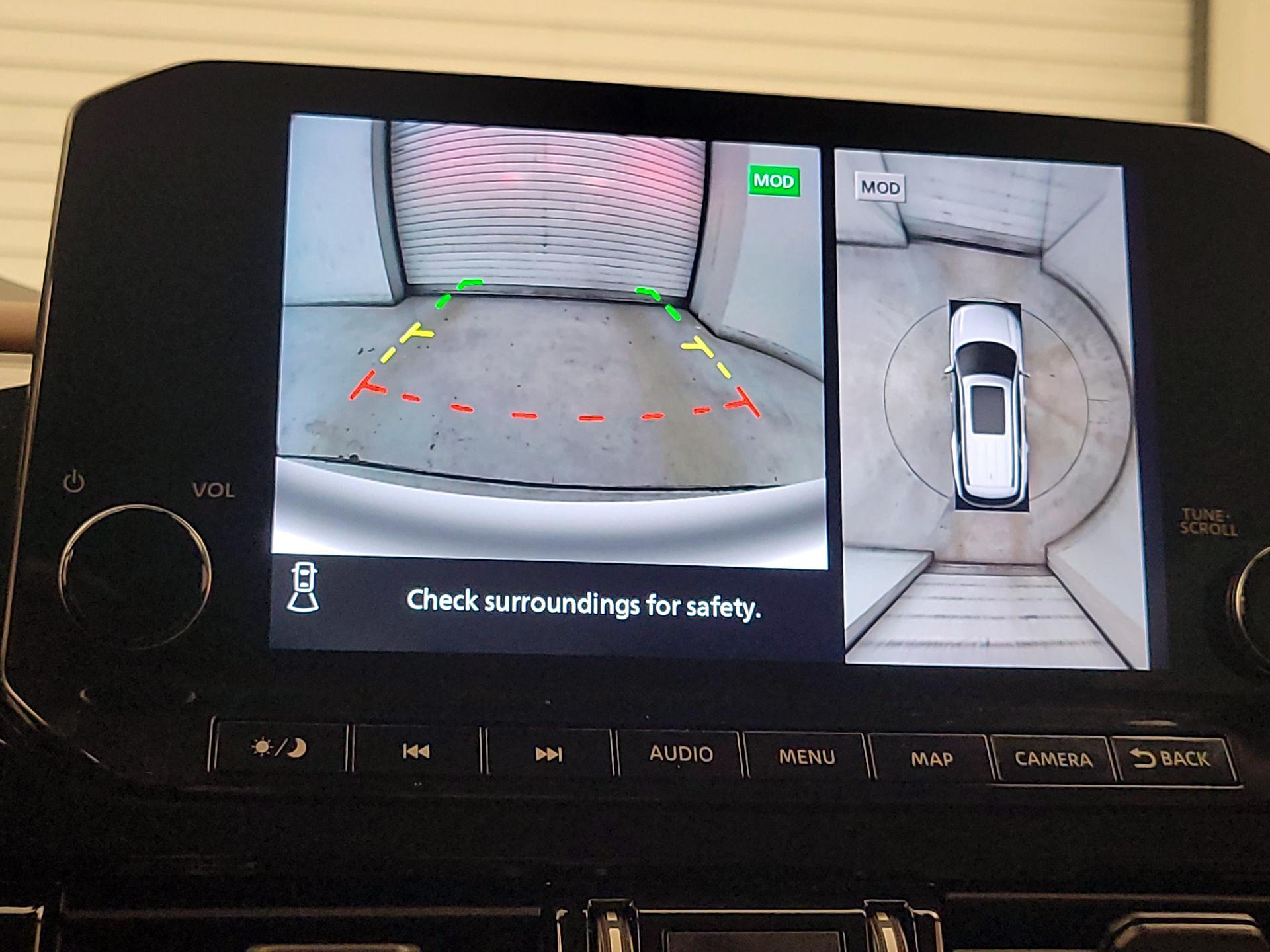 Thumbnail: 2022 Nissan Pathfinder - 15