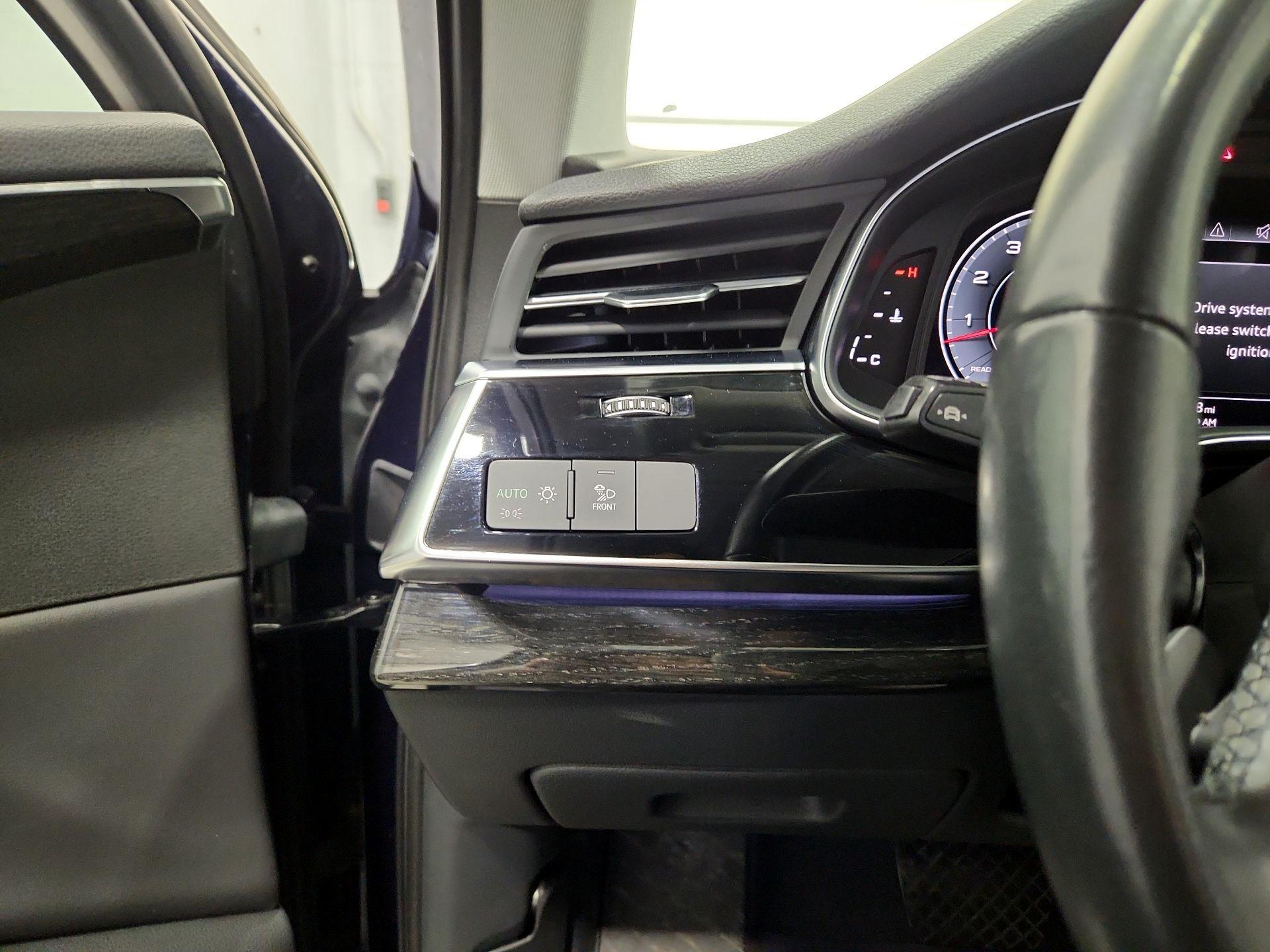 Thumbnail: 2022 Audi Q7 - 13