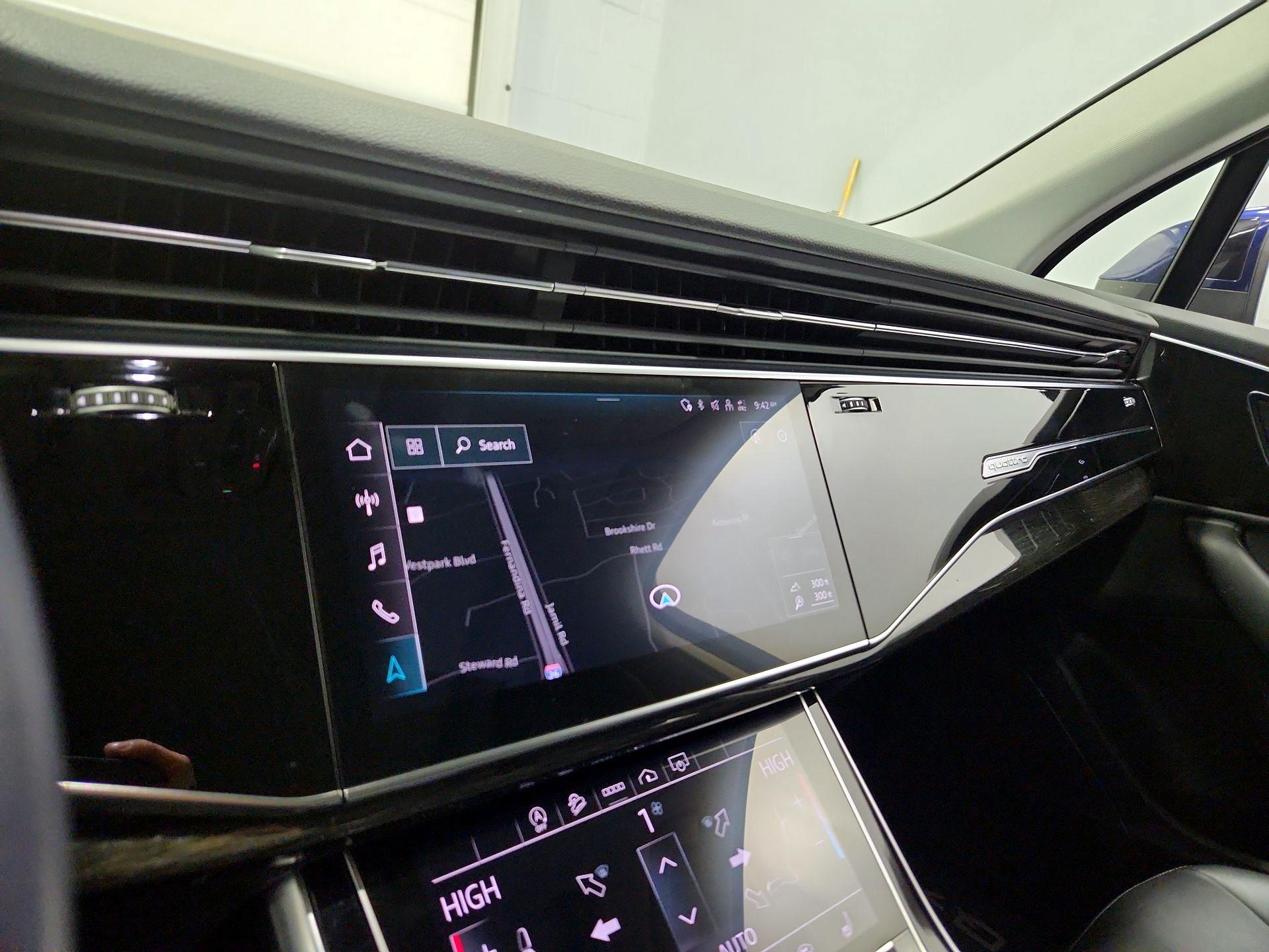 Thumbnail: 2022 Audi Q7 - 14