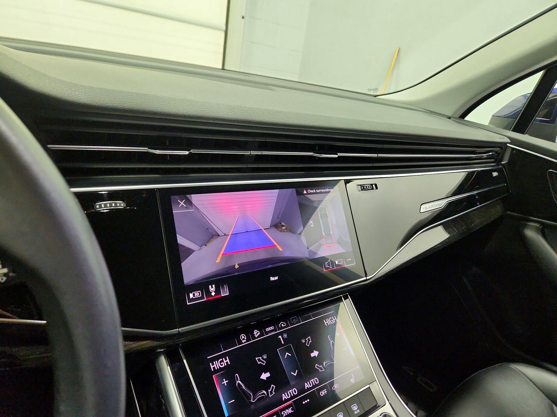 Thumbnail: 2022 Audi Q7 - 15