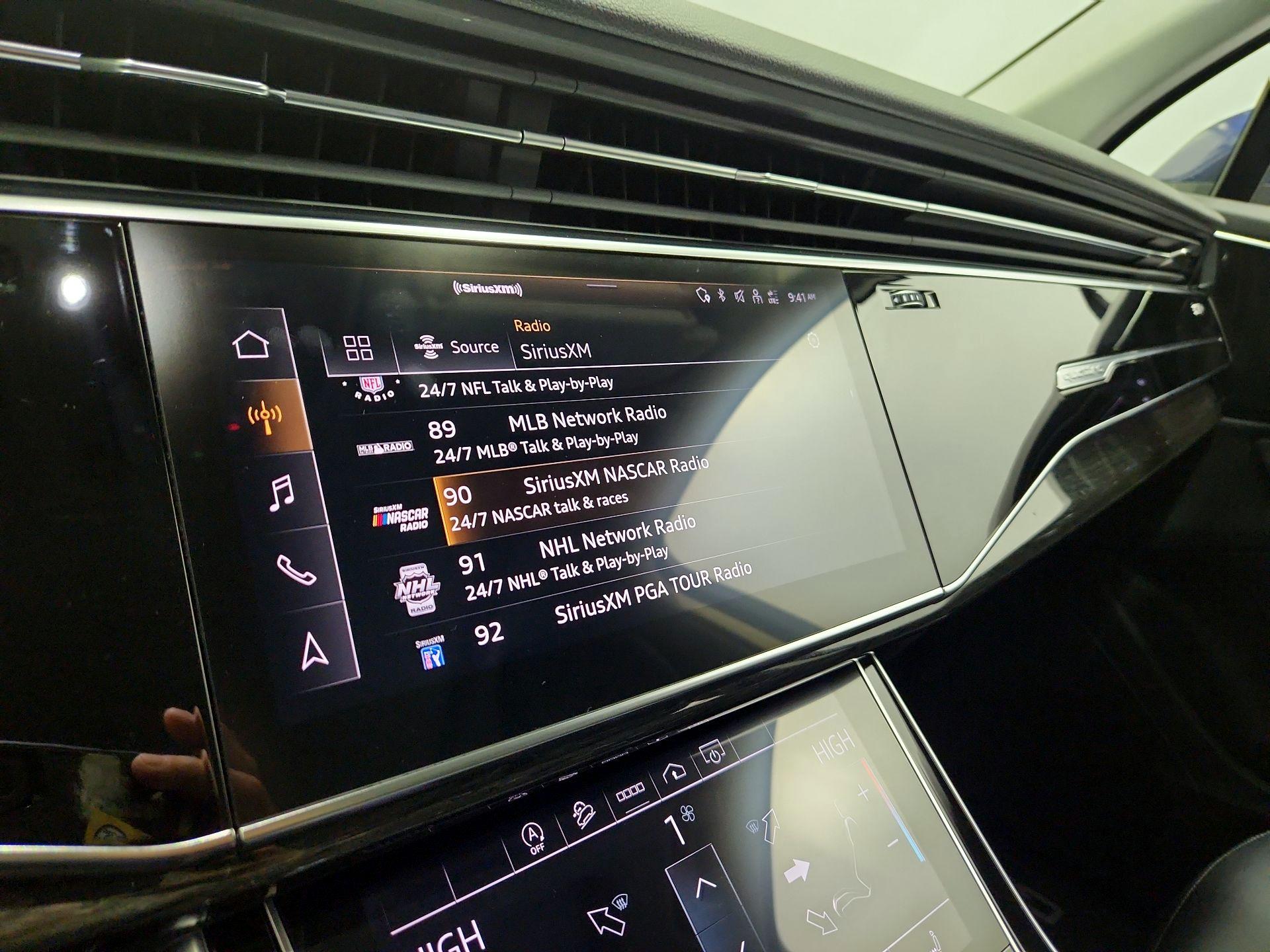 Thumbnail: 2022 Audi Q7 - 16