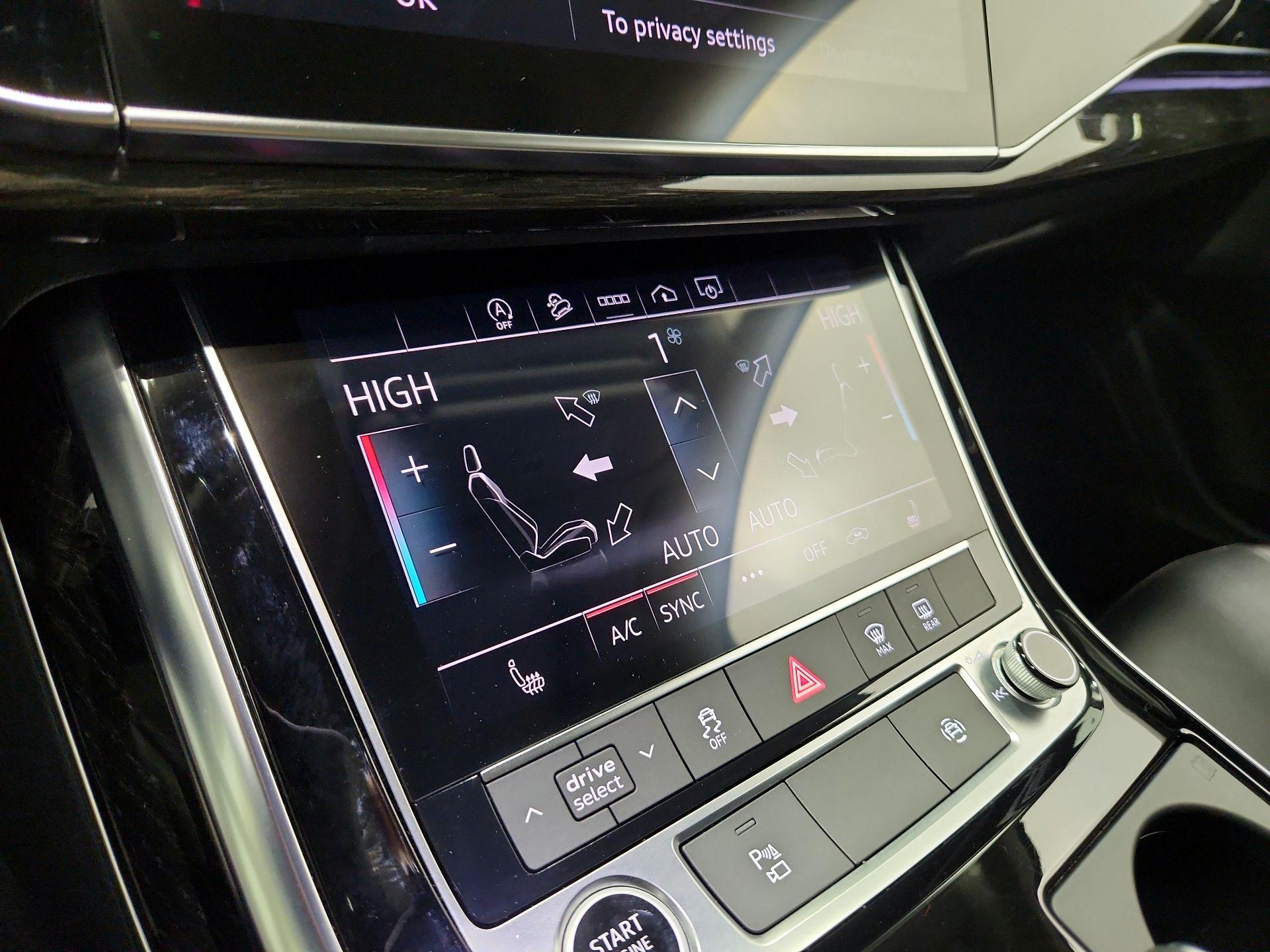 Thumbnail: 2022 Audi Q7 - 17