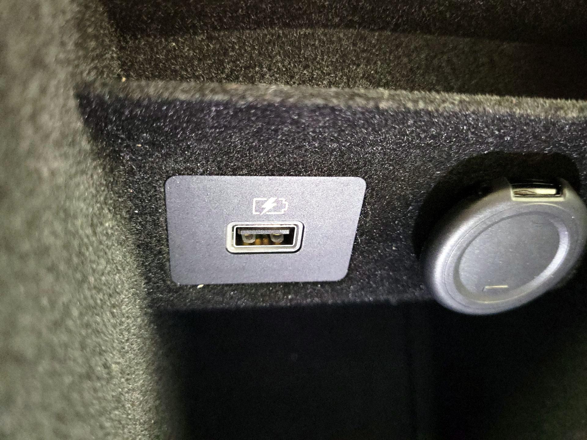 Thumbnail: 2023 INFINITI QX60 - 16