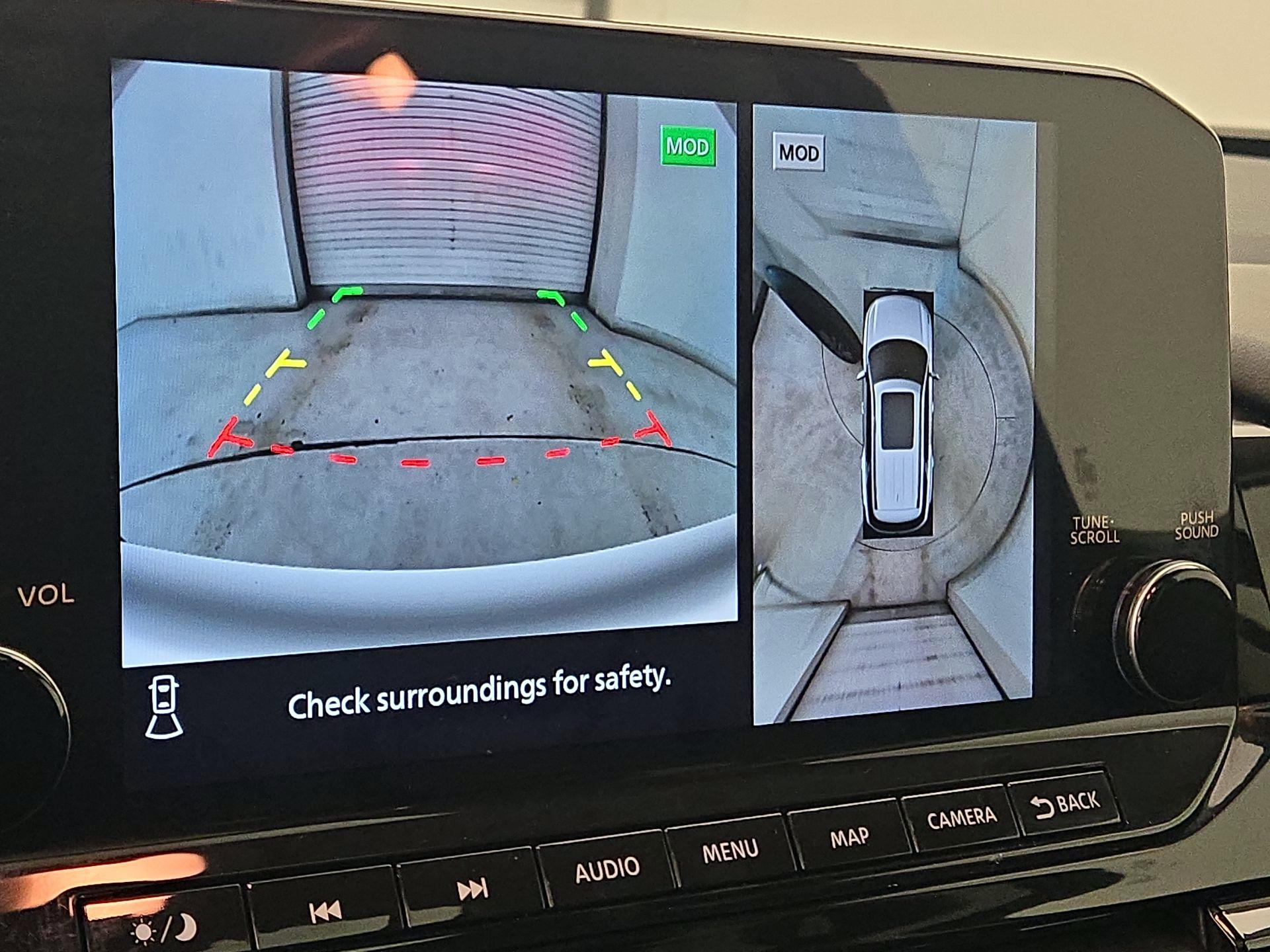 Thumbnail: 2023 Nissan Pathfinder - 15