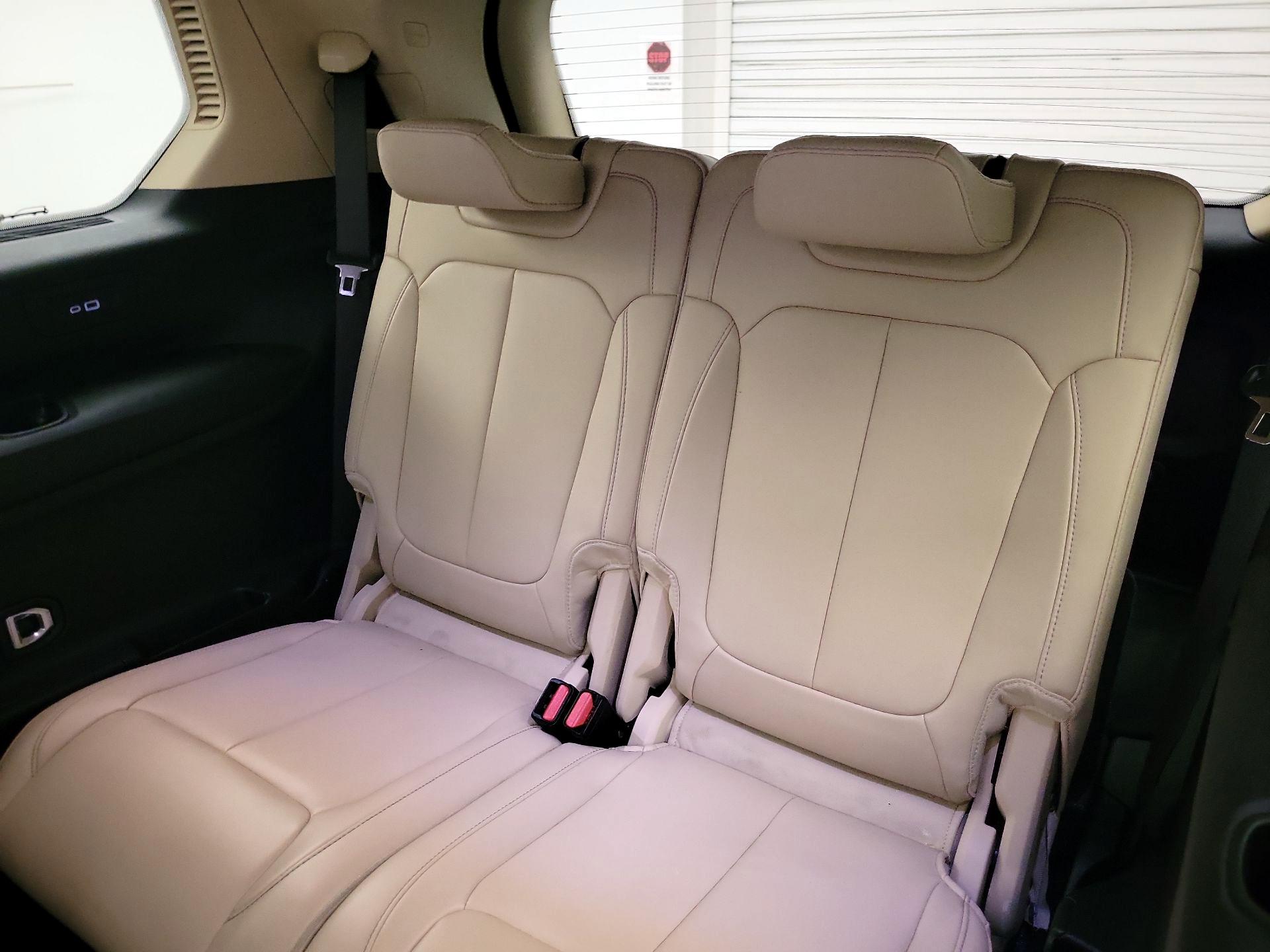 Thumbnail: 2022 Jeep Grand Cherokee L - 20