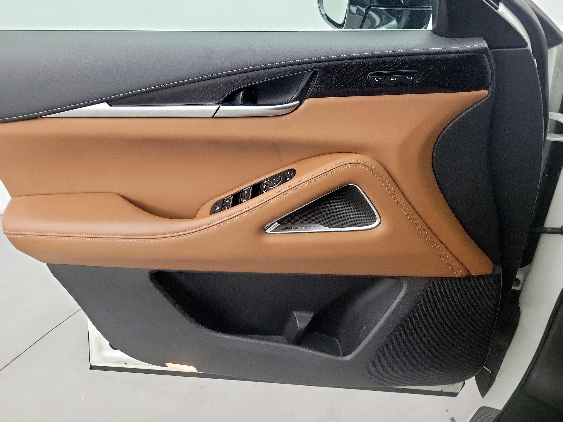 Thumbnail: 2022 INFINITI QX60 - 10