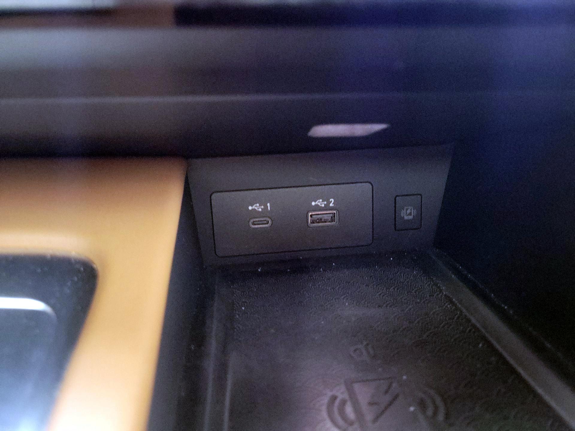 Thumbnail: 2022 INFINITI QX60 - 17