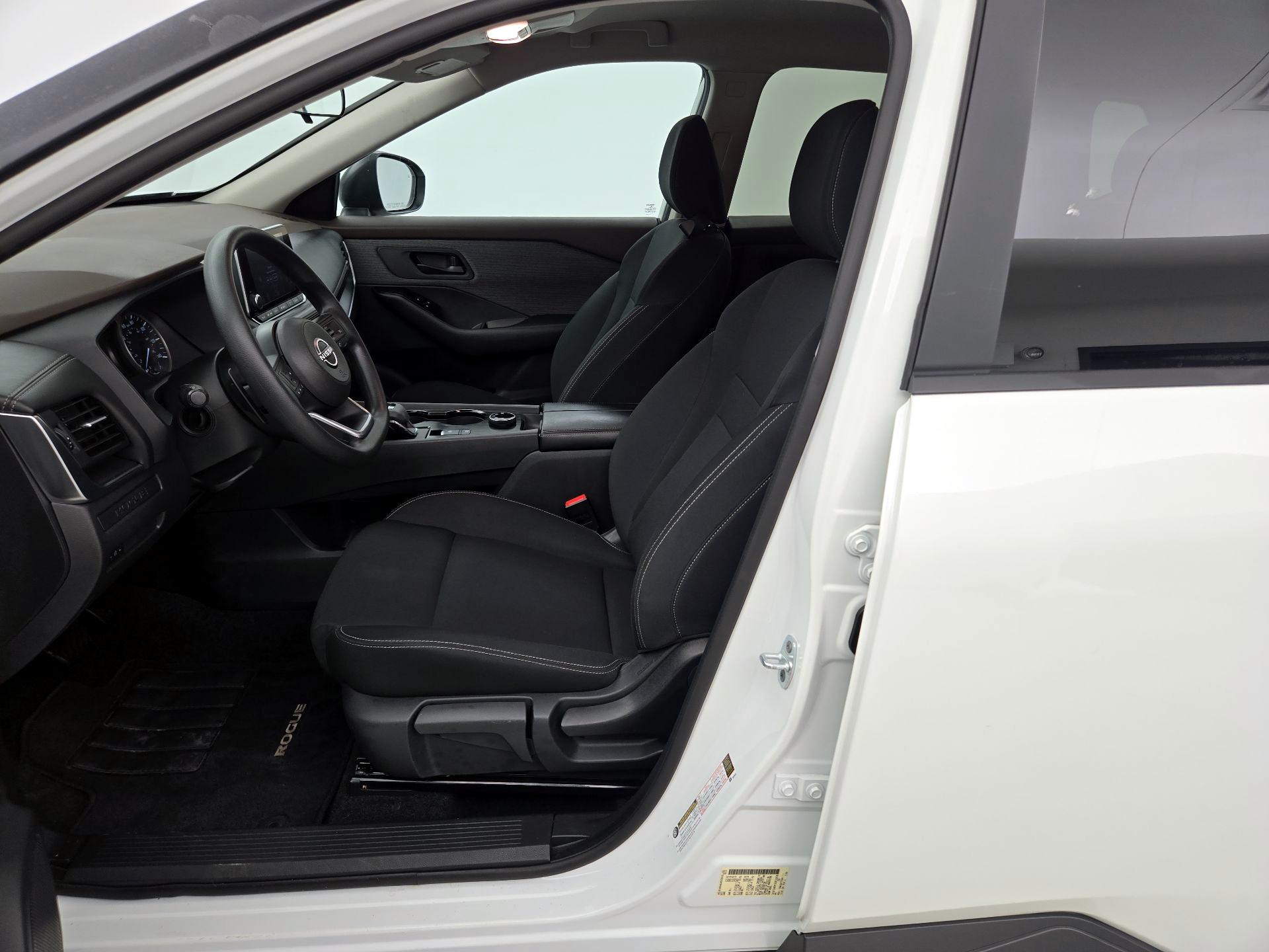 Thumbnail: 2023 Nissan Rogue - 11