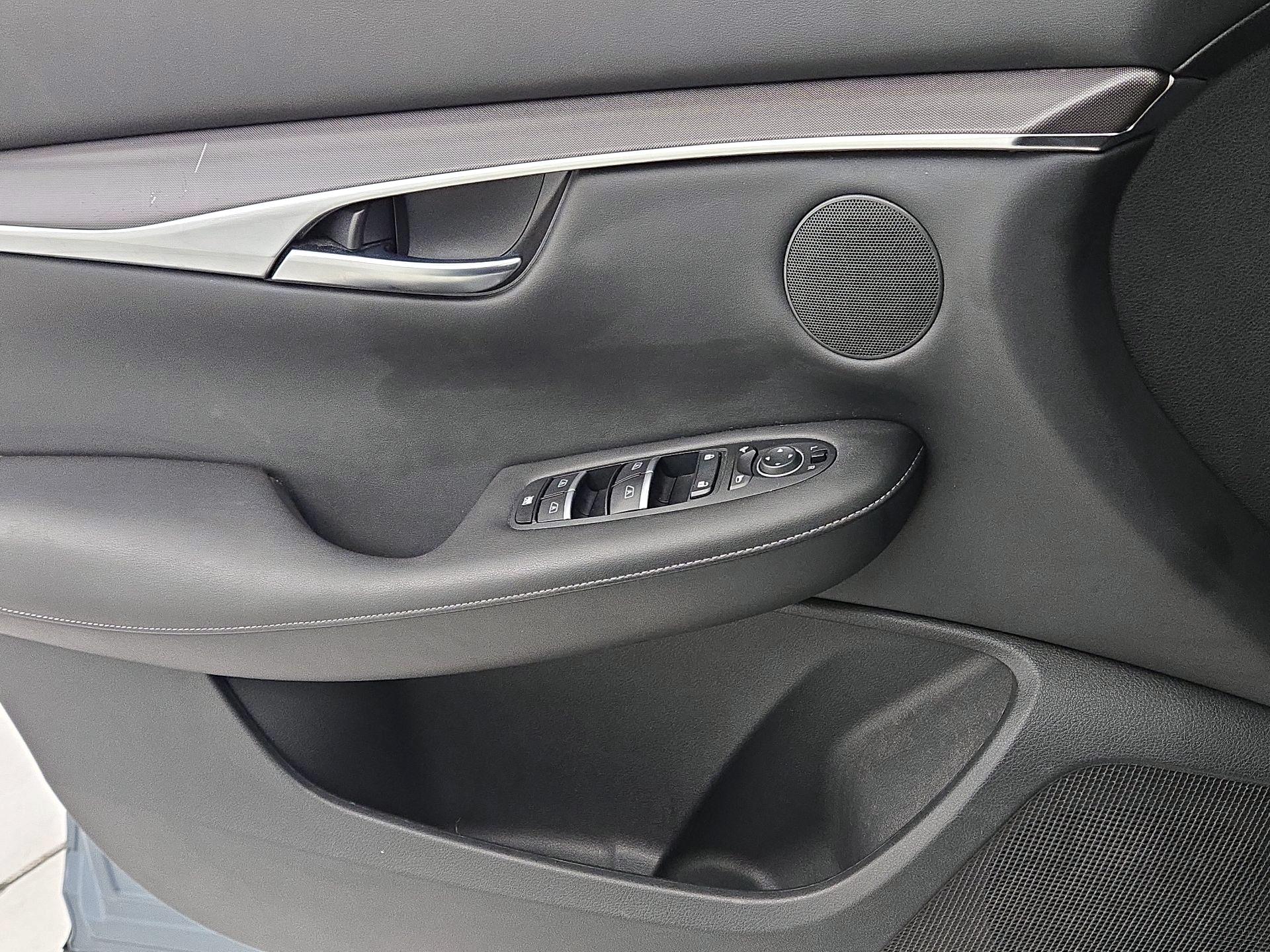 Thumbnail: 2022 INFINITI QX50 - 12