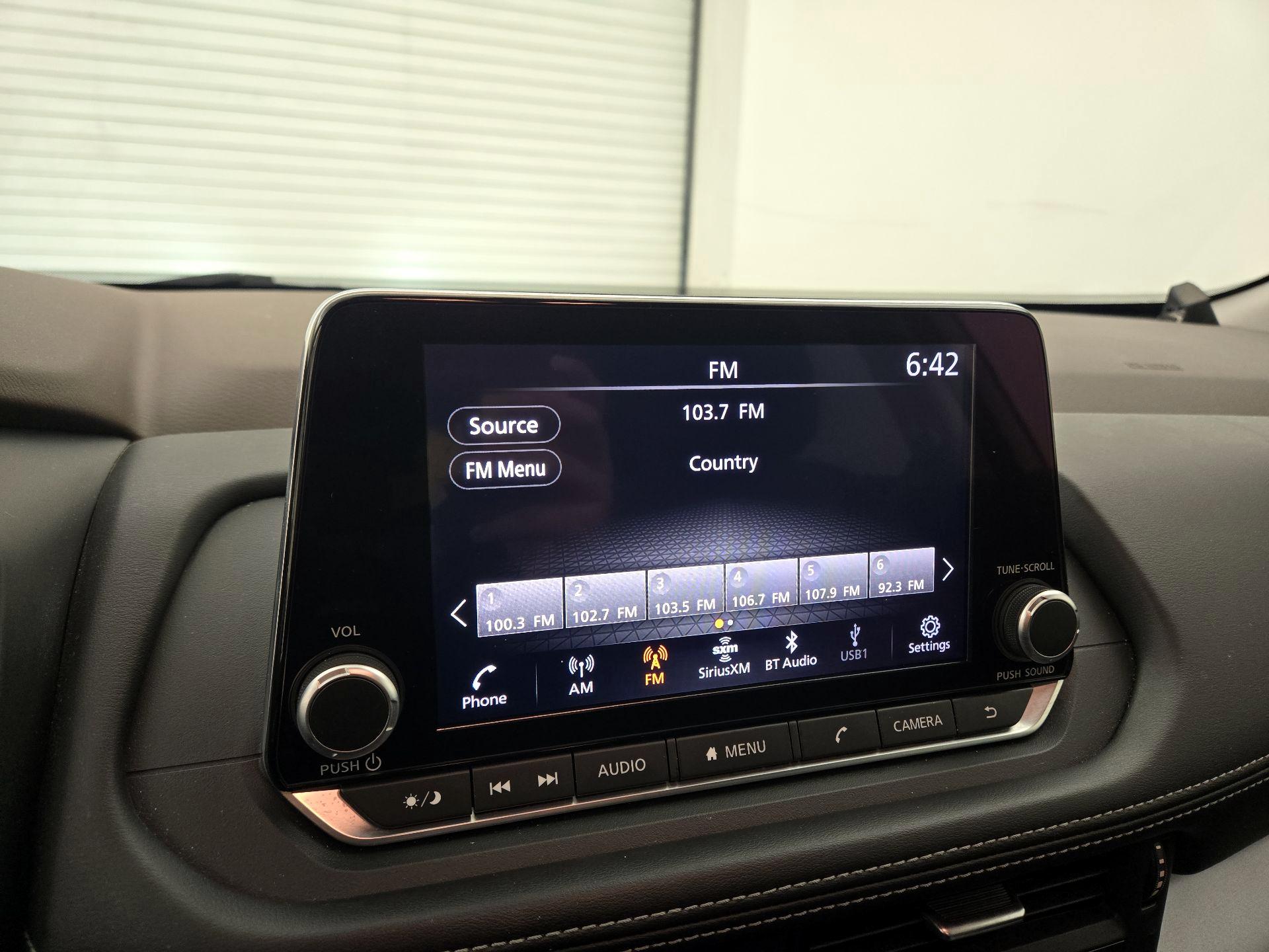 Thumbnail: 2023 Nissan Rogue - 15