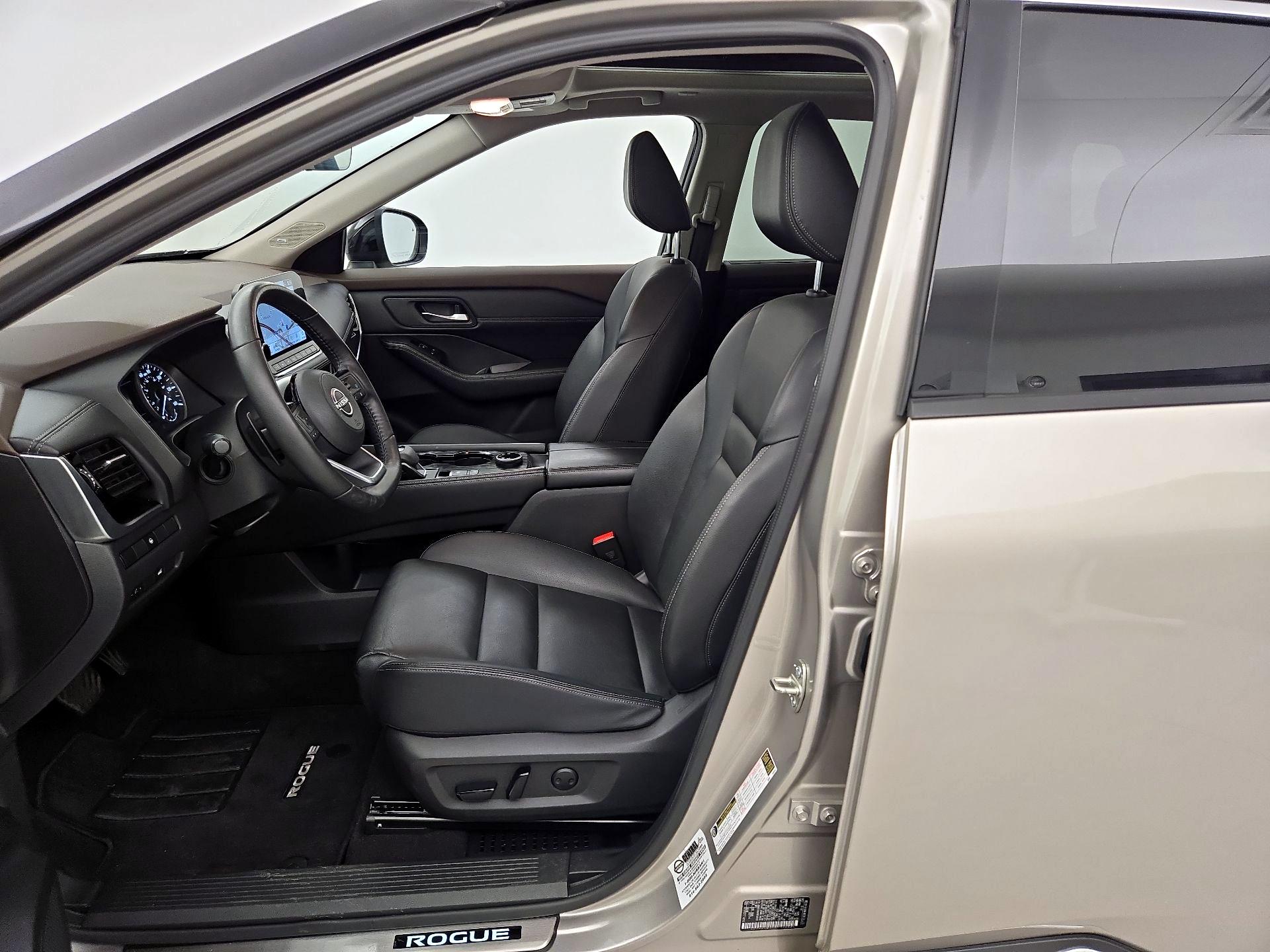 Thumbnail: 2023 Nissan Rogue - 11
