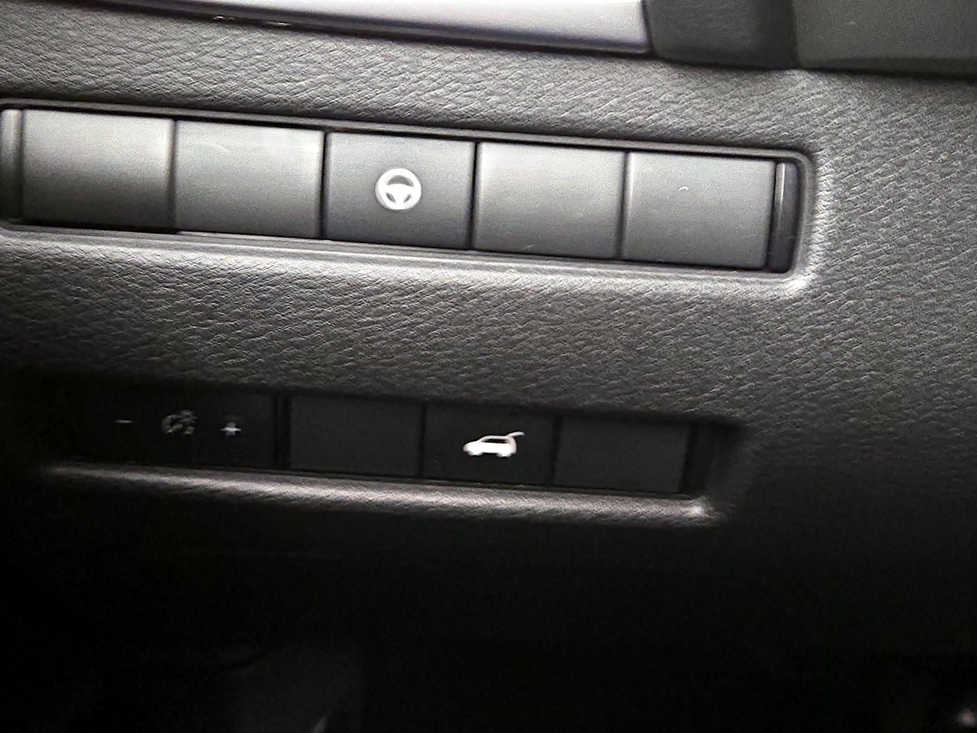 Thumbnail: 2023 Nissan Rogue - 13