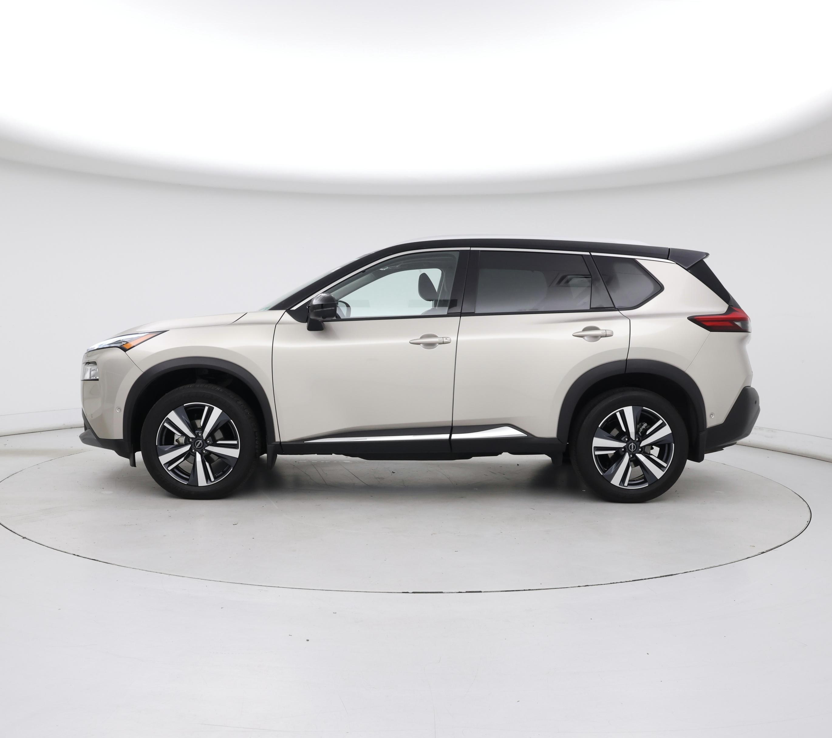 Thumbnail: 2023 Nissan Rogue - 3