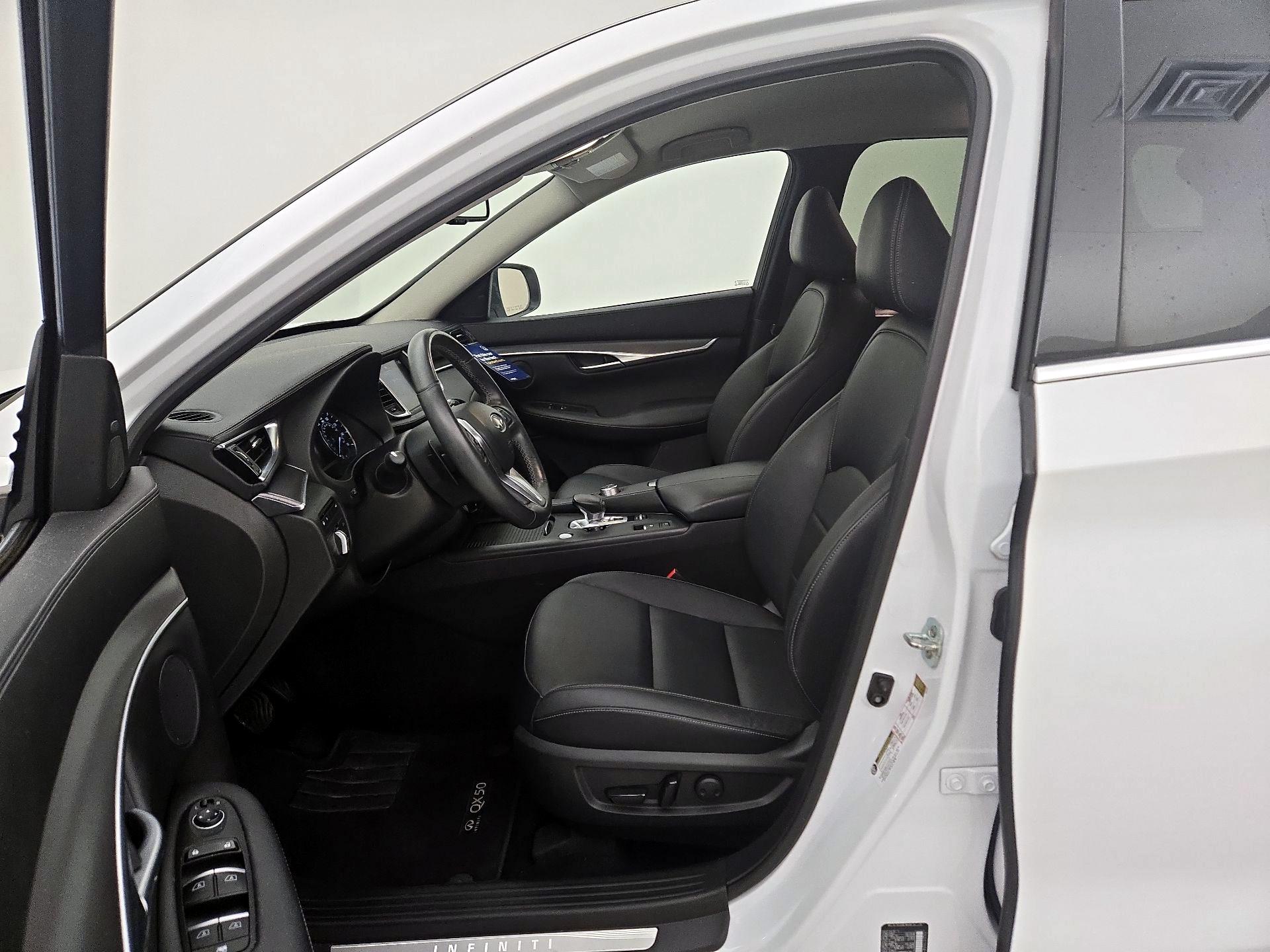 Thumbnail: 2022 INFINITI QX50 - 11