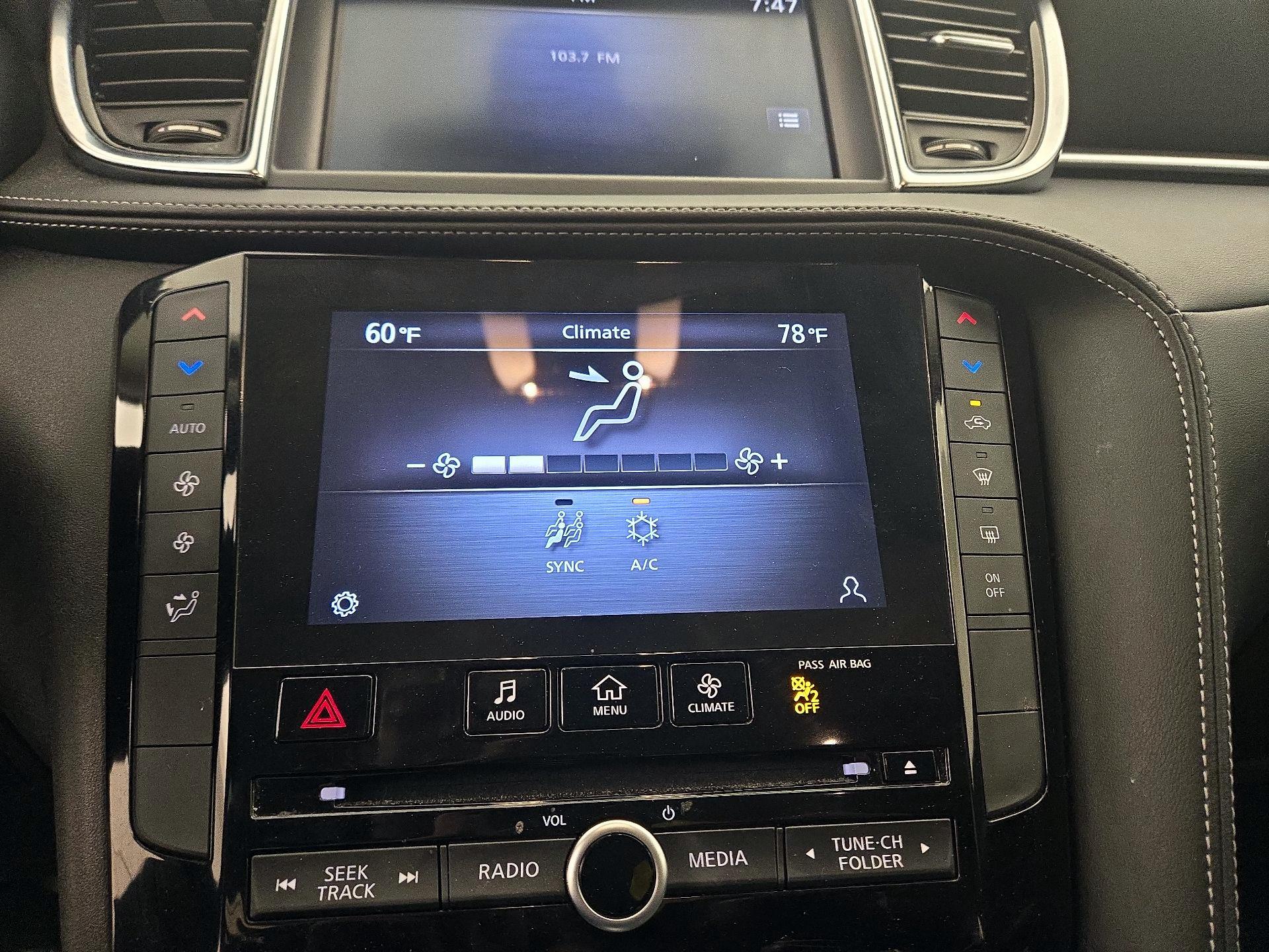 Thumbnail: 2022 INFINITI QX50 - 16