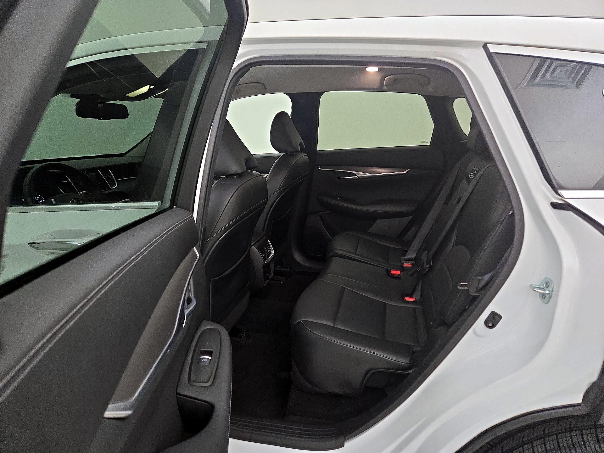 Thumbnail: 2022 INFINITI QX50 - 18