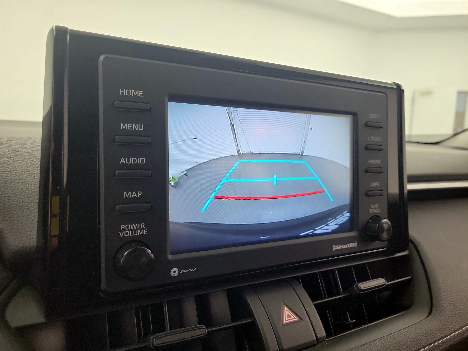 Thumbnail: 2021 Toyota RAV4 - 12