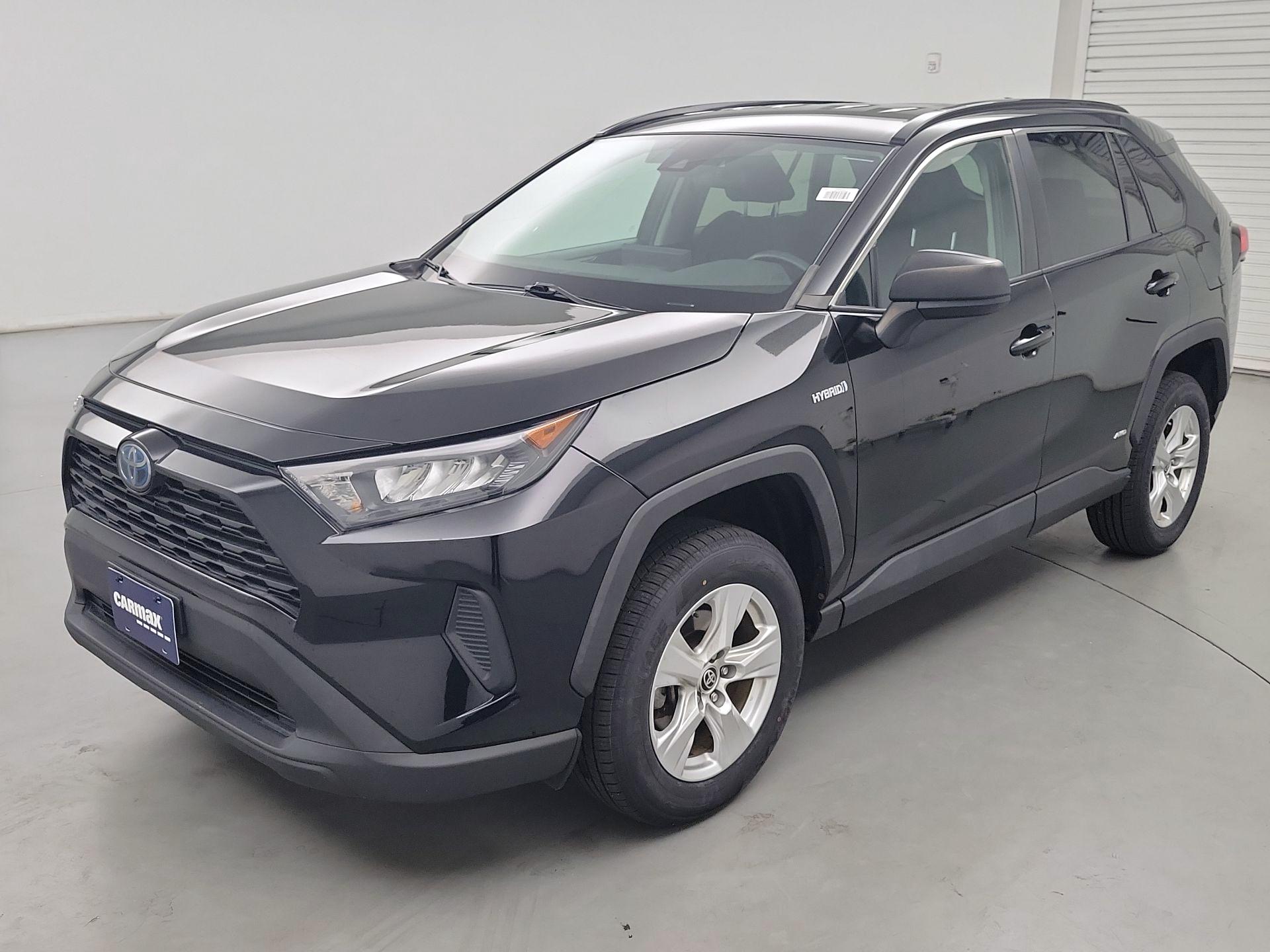 Thumbnail: 2021 Toyota RAV4 - 3
