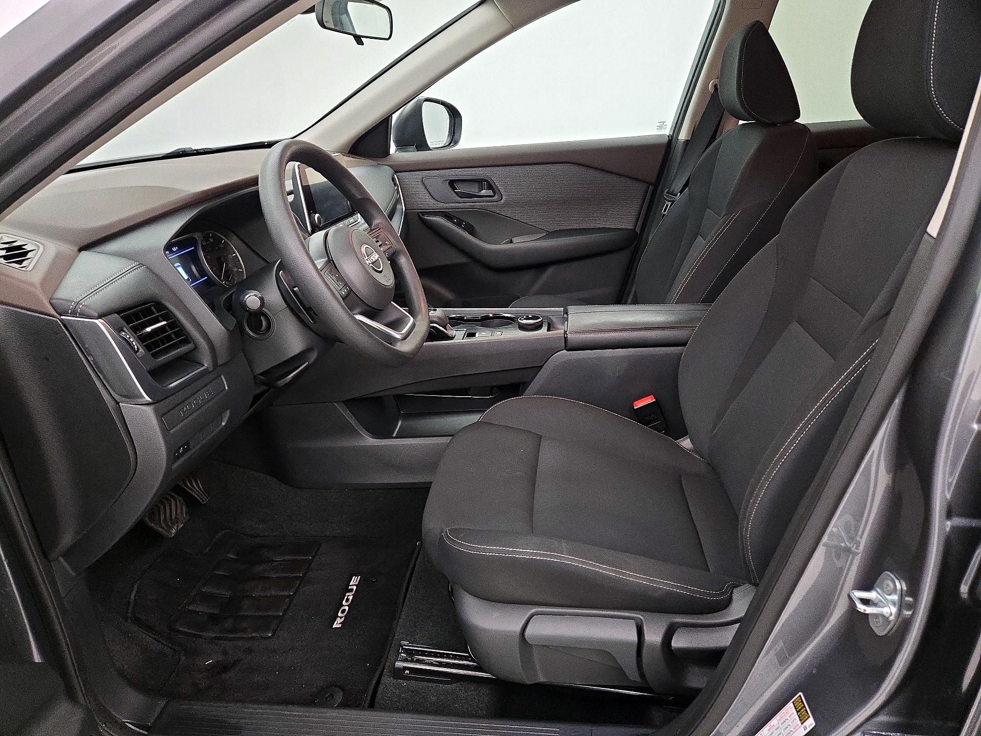 Thumbnail: 2023 Nissan Rogue - 11