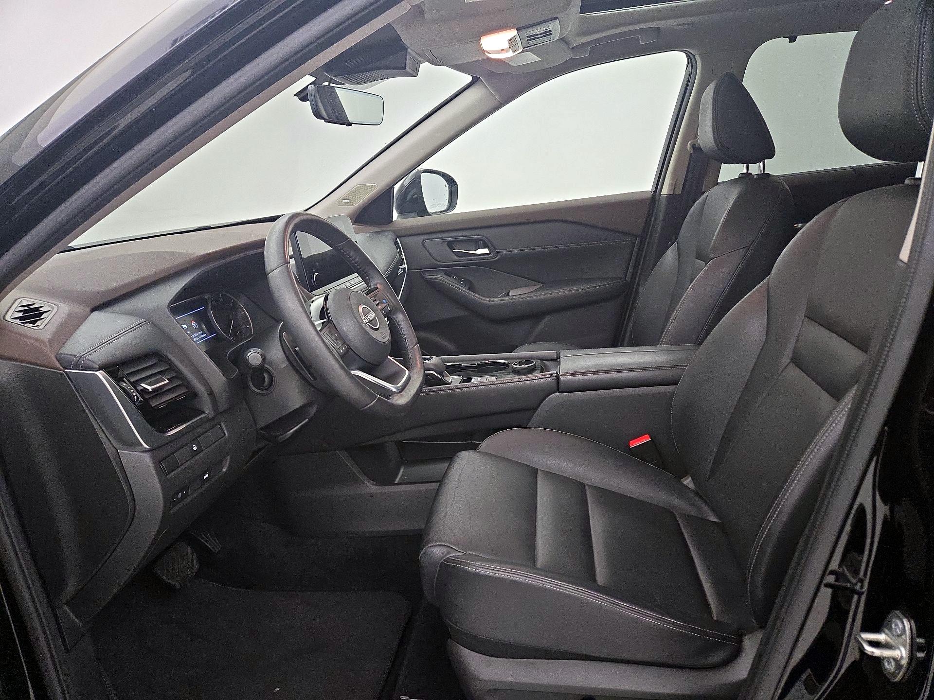 Thumbnail: 2023 Nissan Rogue - 11