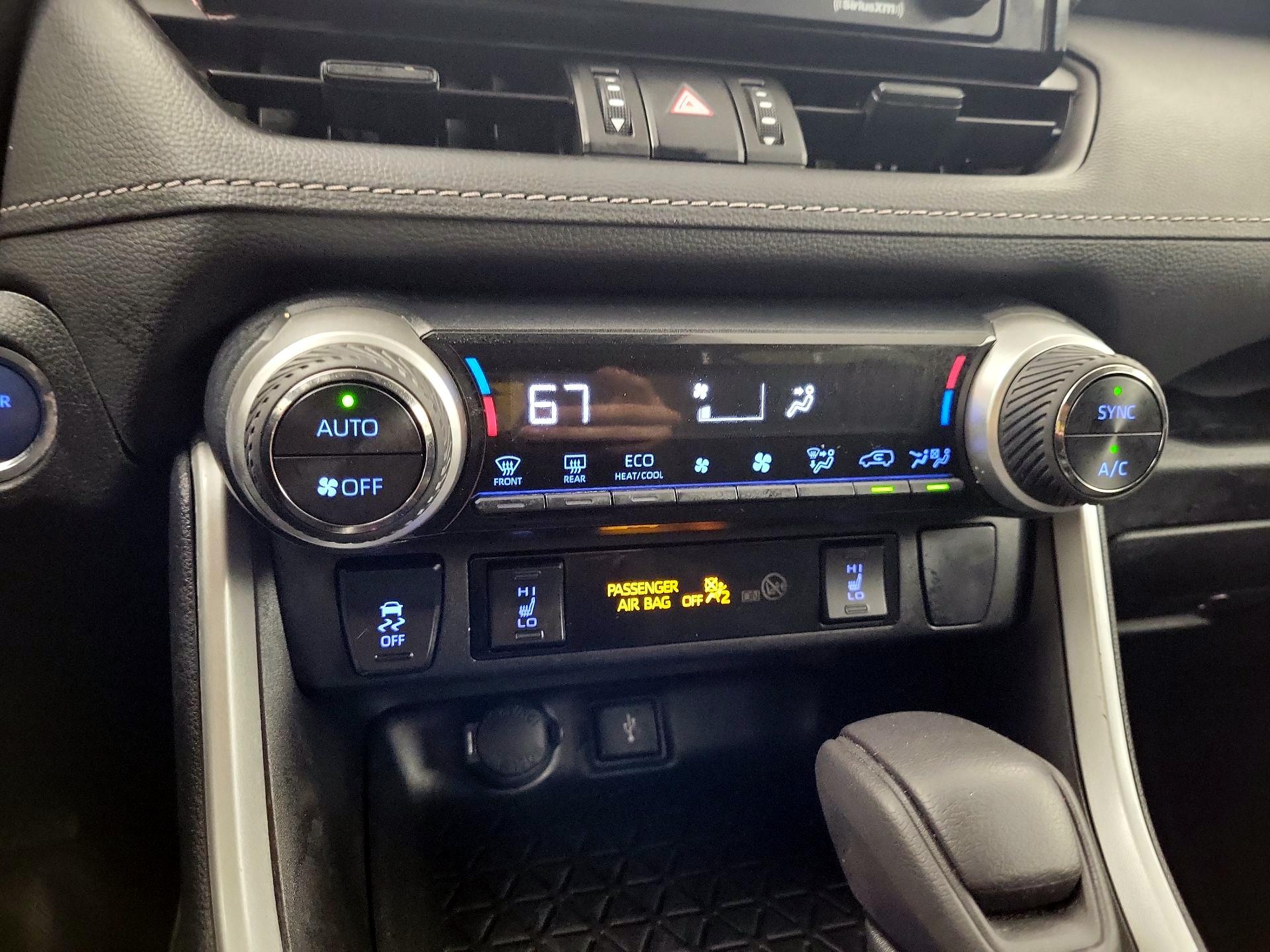 Thumbnail: 2022 Toyota RAV4 - 14