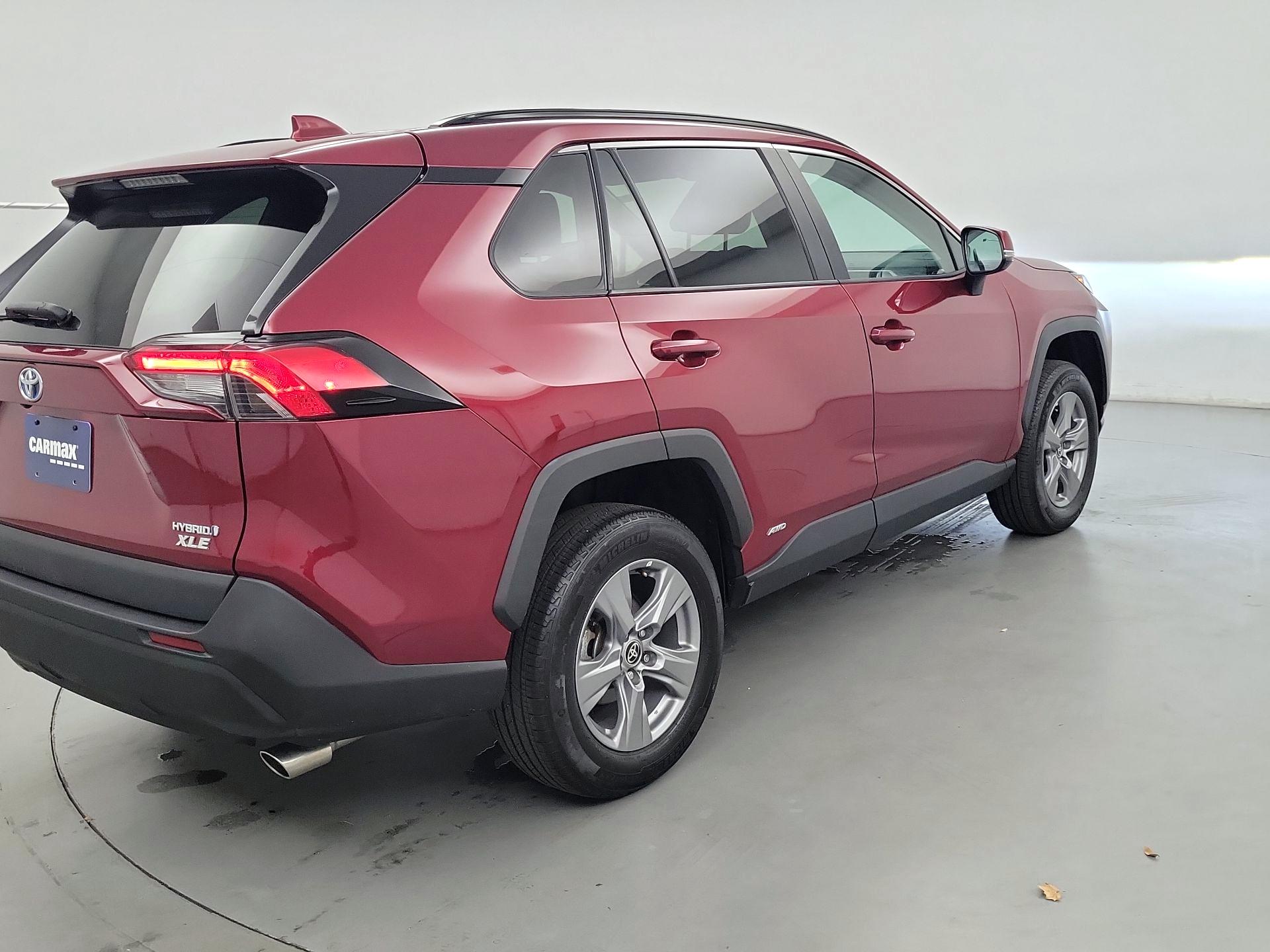 Thumbnail: 2022 Toyota RAV4 - 5