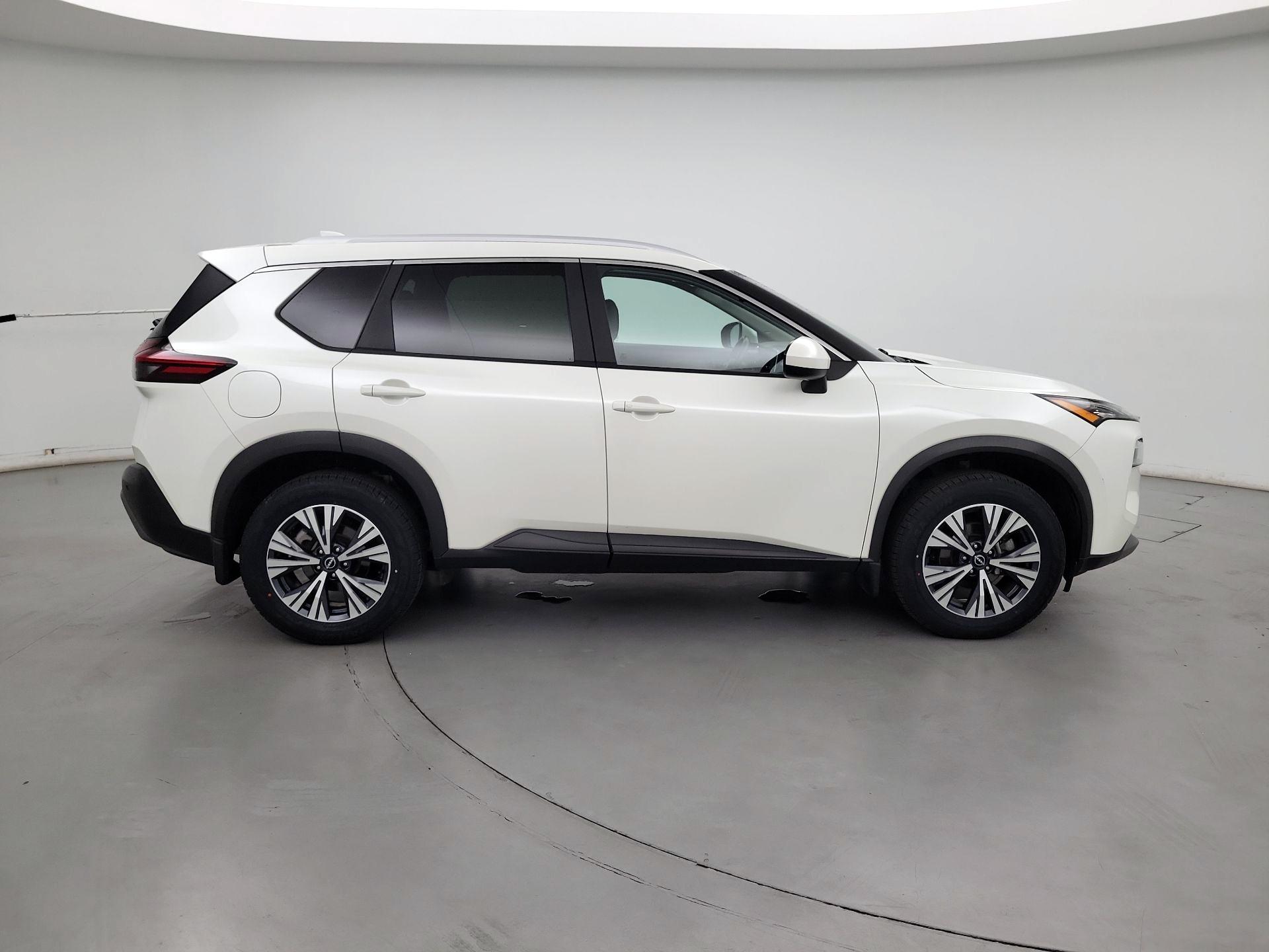 Thumbnail: 2023 Nissan Rogue - 4