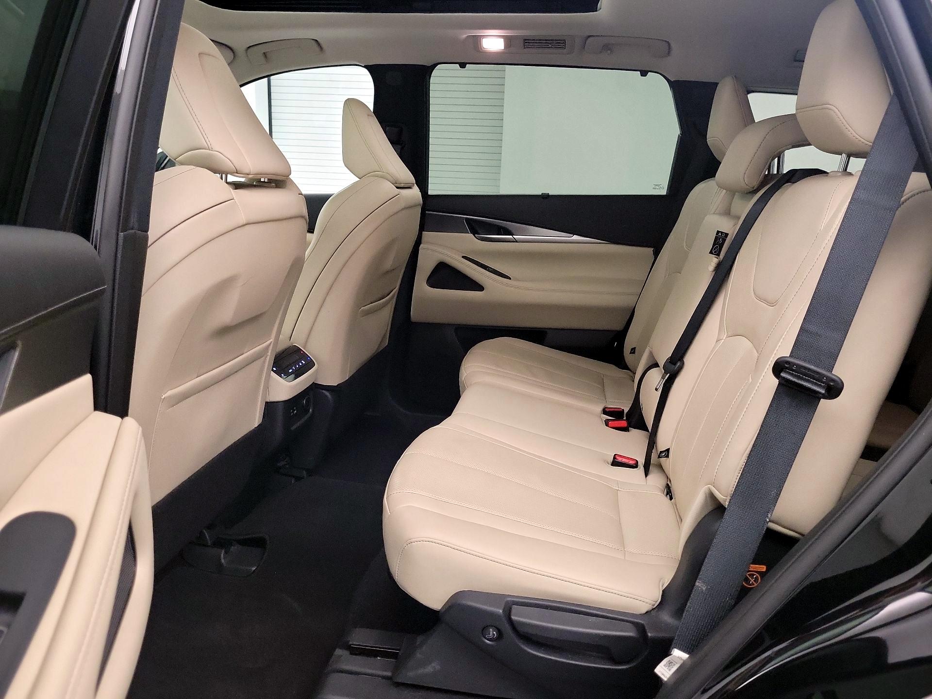 Thumbnail: 2022 INFINITI QX60 - 18