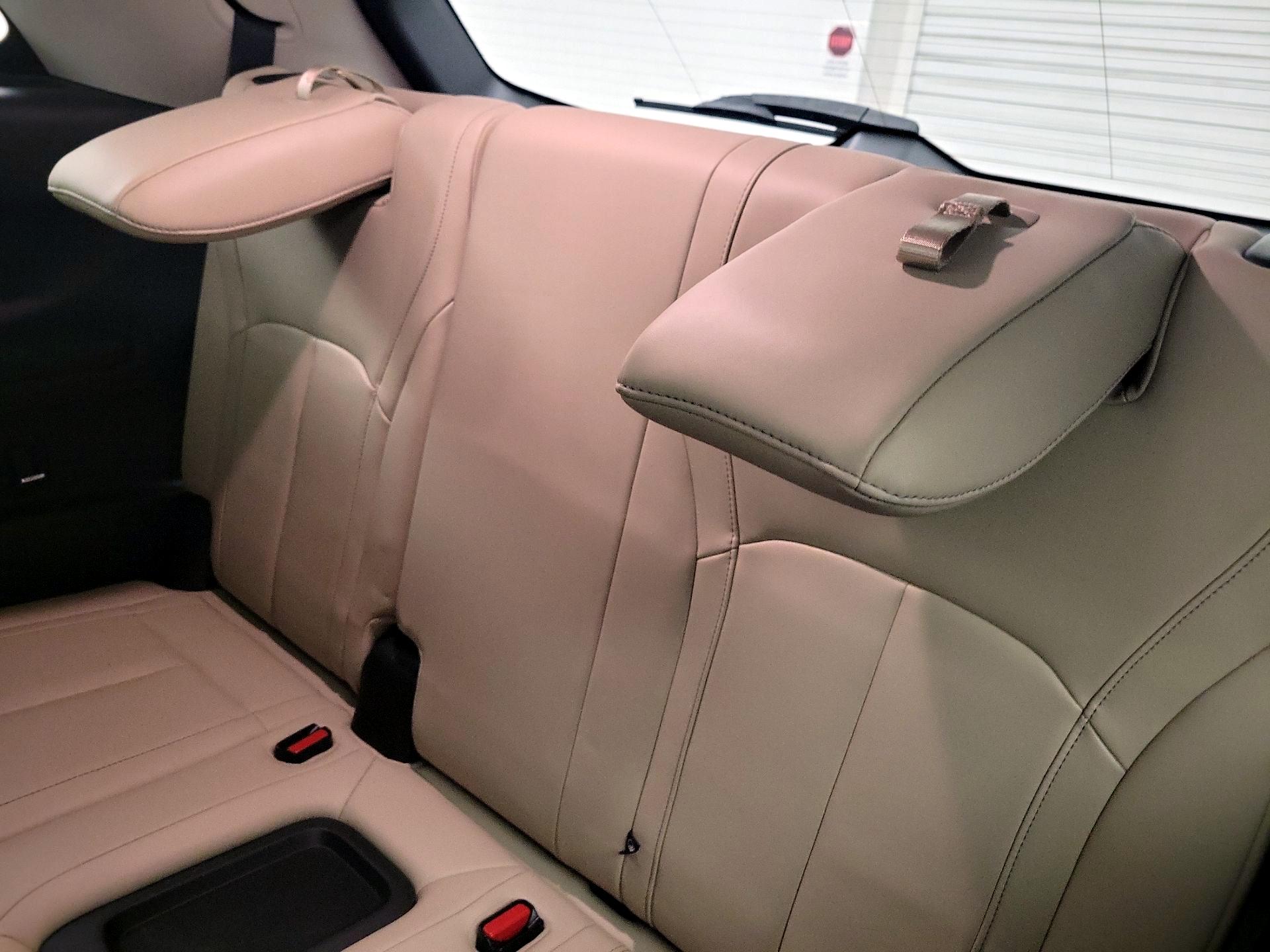 Thumbnail: 2022 INFINITI QX60 - 19