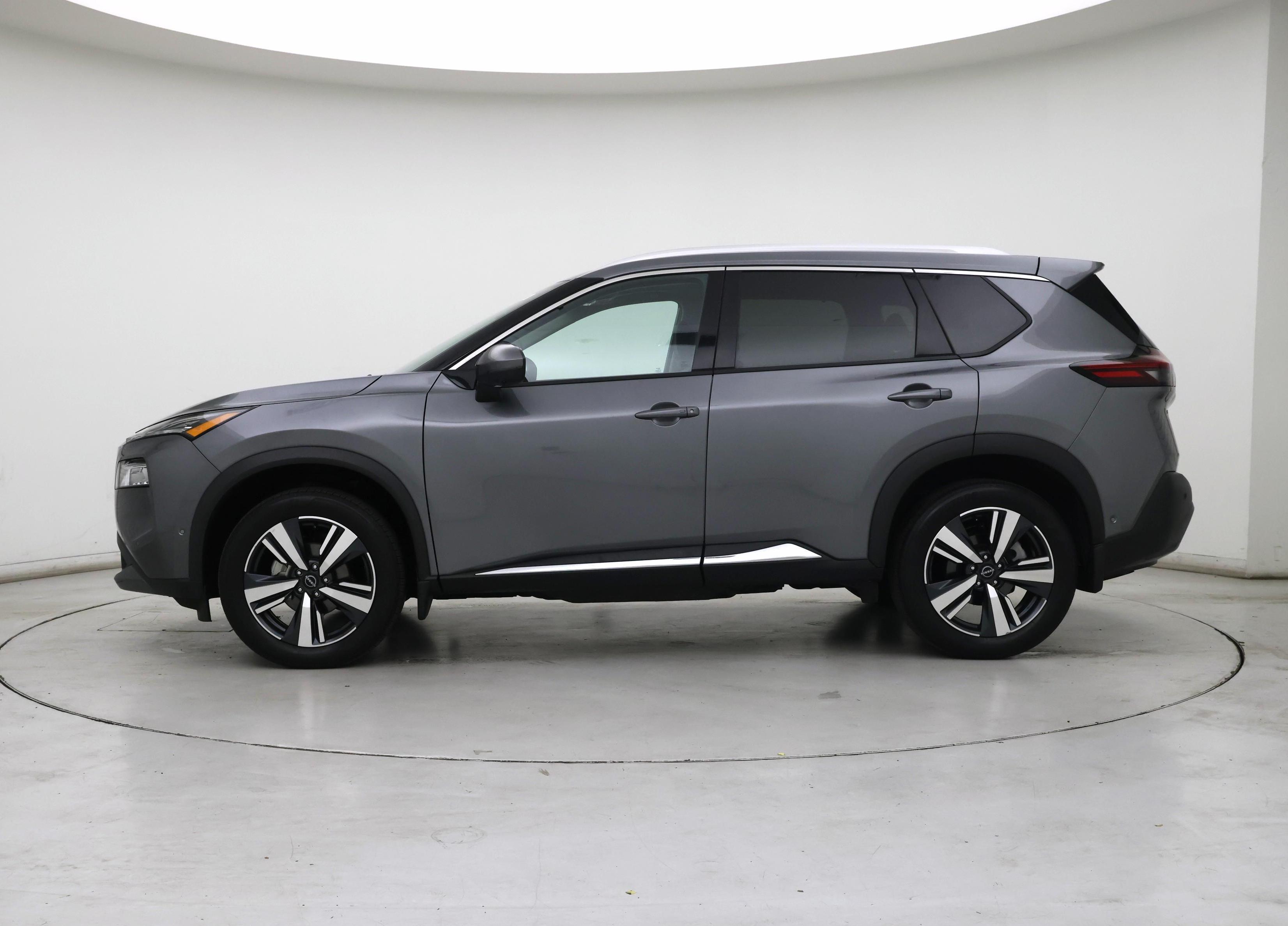 Thumbnail: 2023 Nissan Rogue - 3
