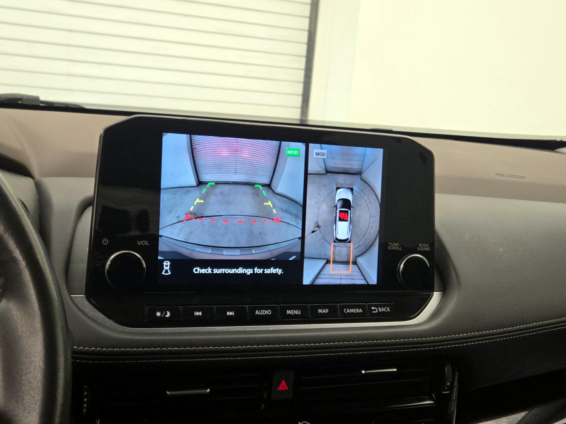 Thumbnail: 2023 Nissan Rogue - 14